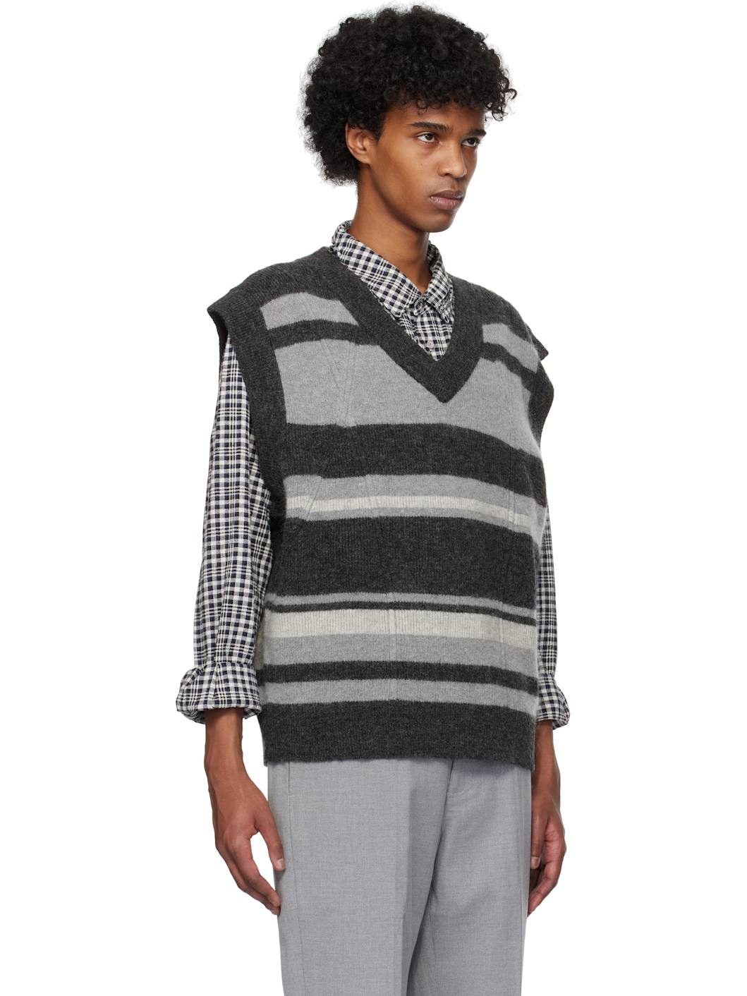 Gray & Black Hollow Out V-Neck Knit Vest - 2
