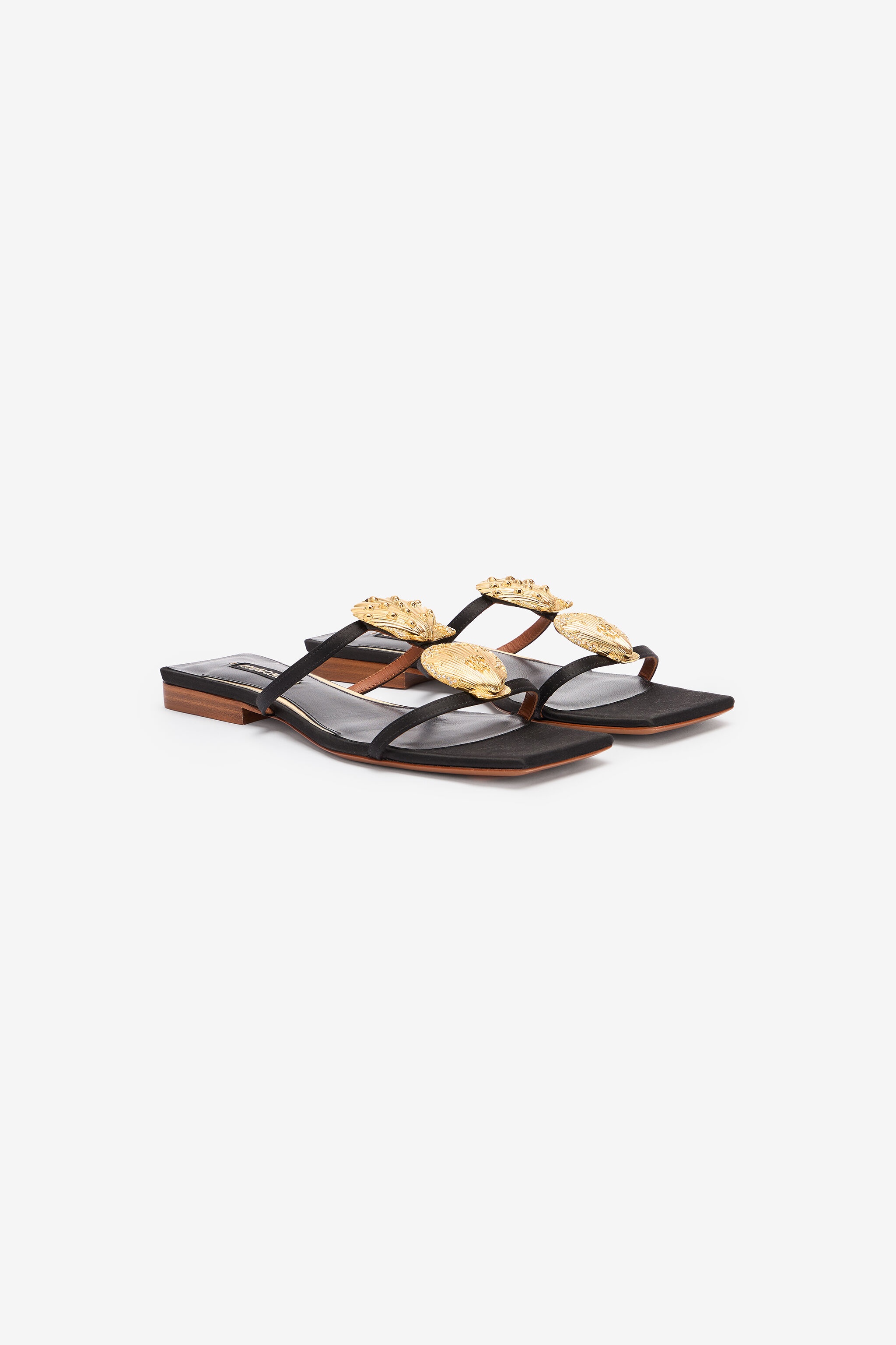 Flat Sandals With Golden Shells - 2