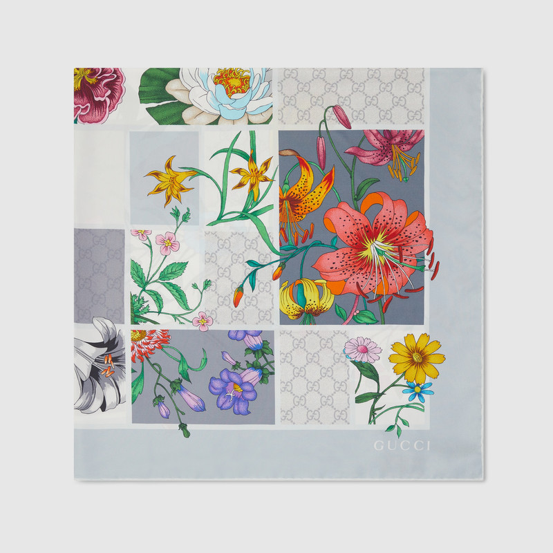 GUCCI Printed silk twill carré outlook