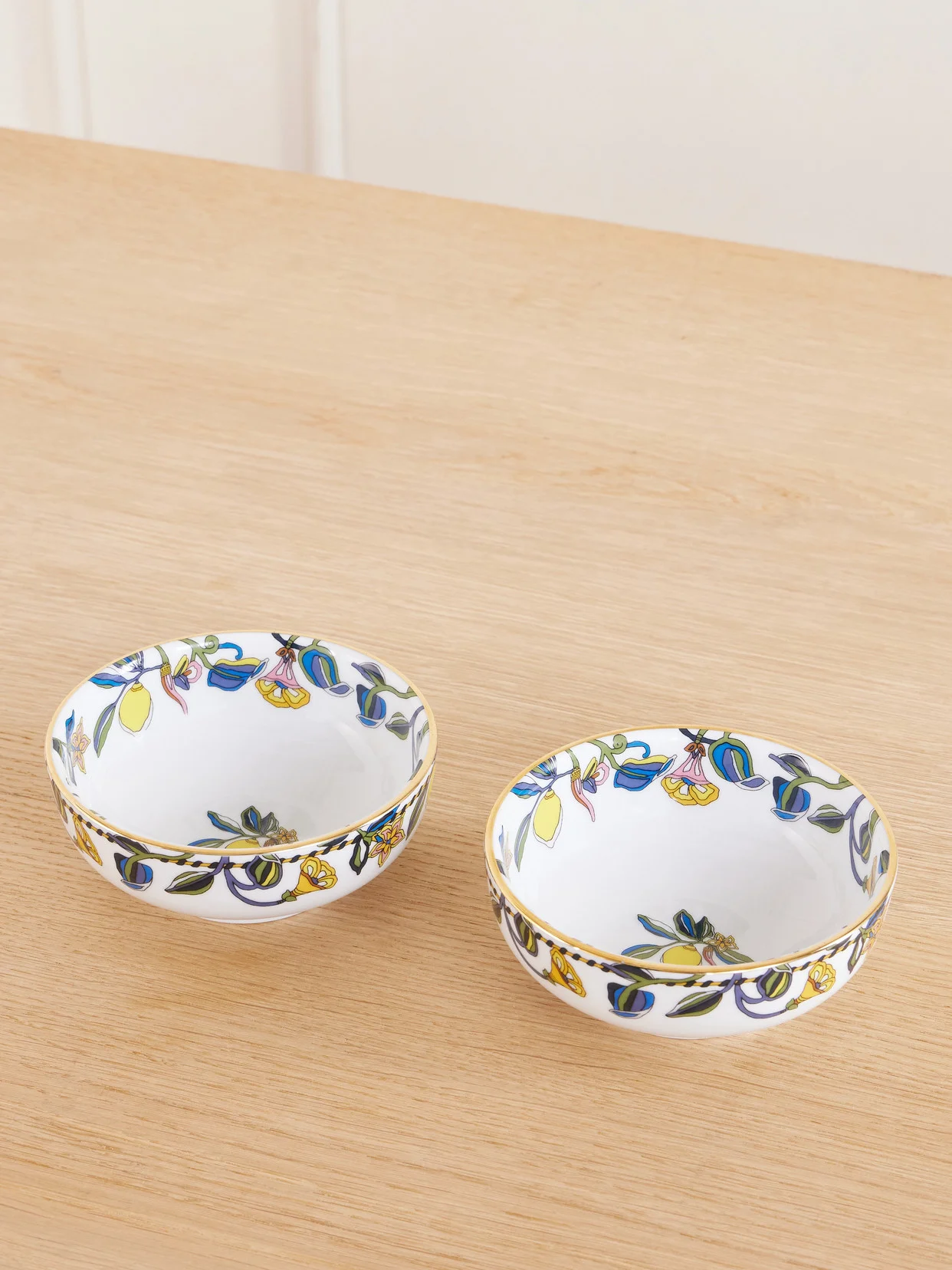 Set Of Two Gold-plated Porcelain Snack Bowls - 1