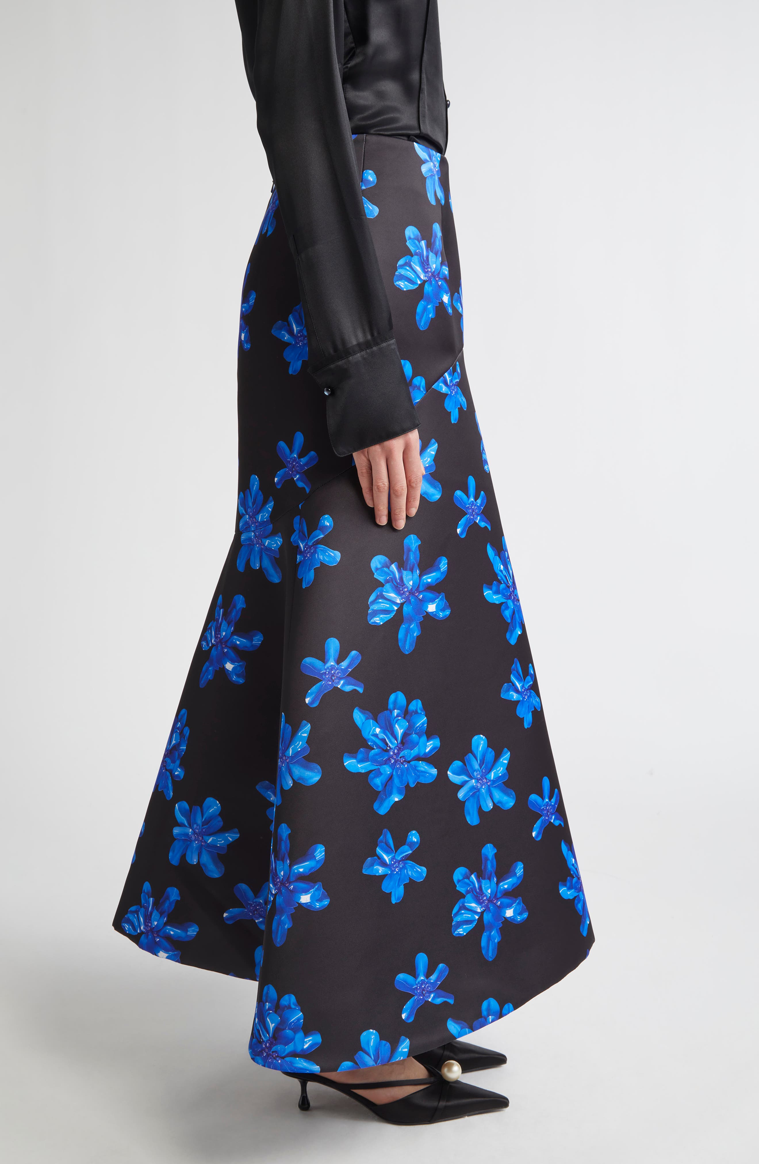 Emilia Wickstead Tamilla Floral Genzianella Mermaid Skirt in Electric Blue Floral On Black at Nordst - 4