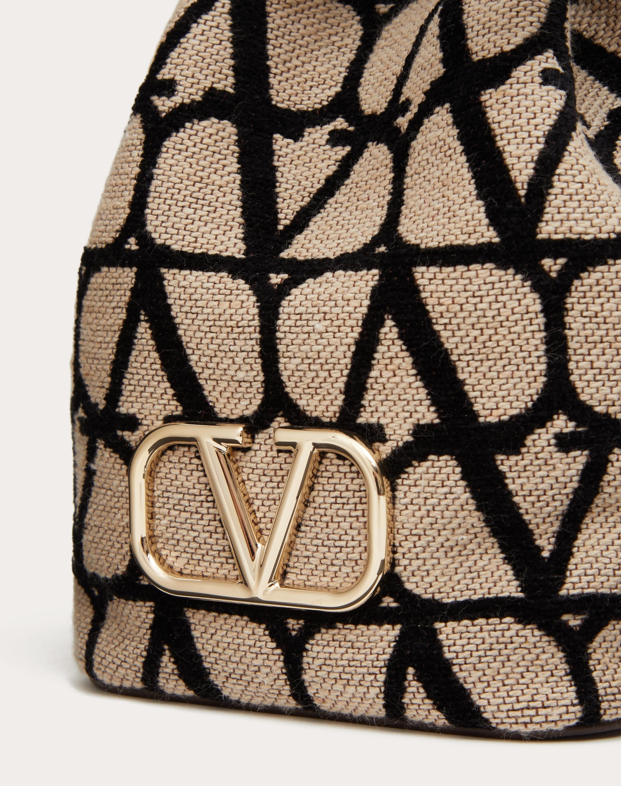 MINI VLOGO SIGNATURE BUCKET BAG IN TOILE ICONOGRAPHE - 8