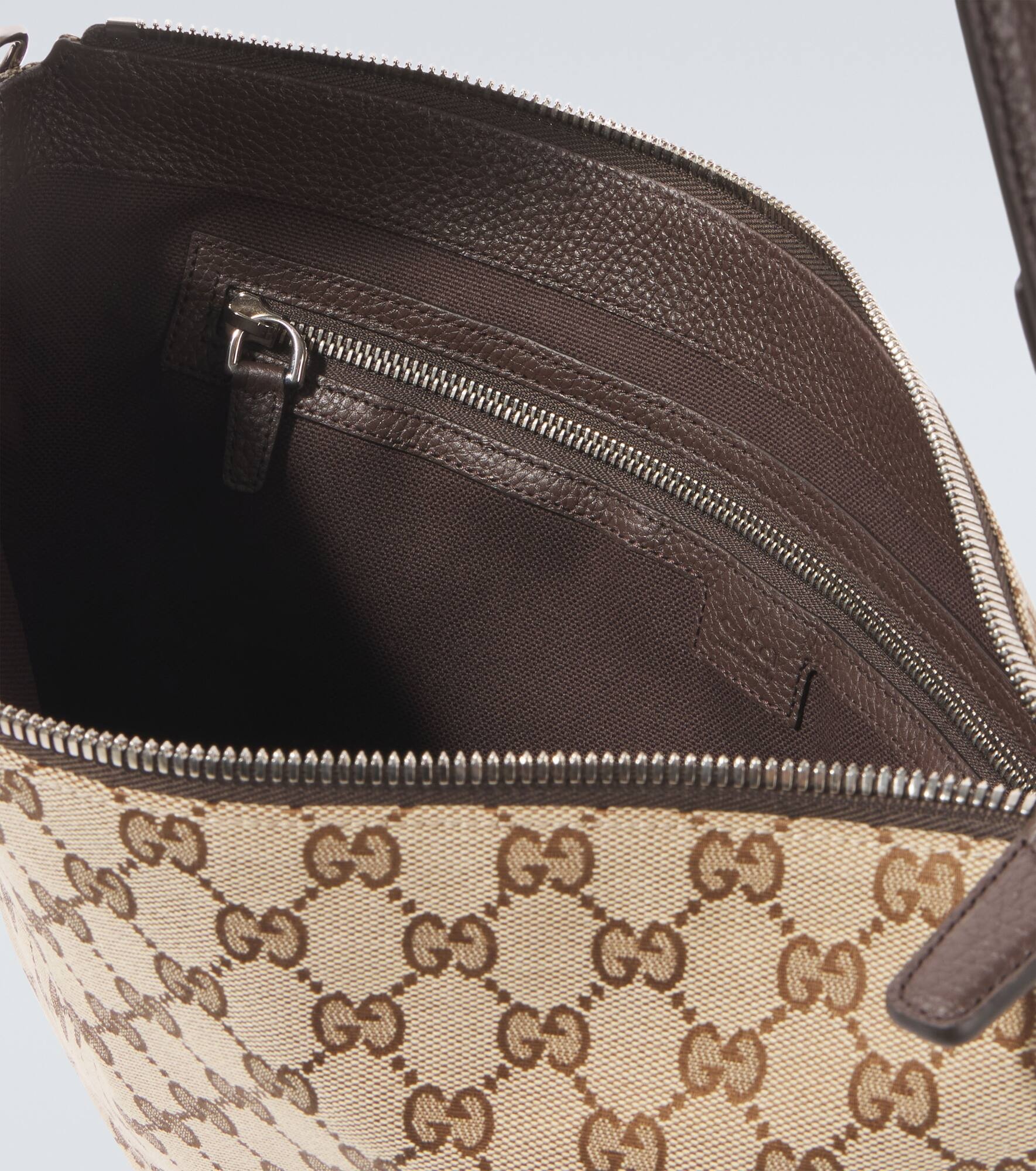 Gucci B Medium shoulder bag - 4