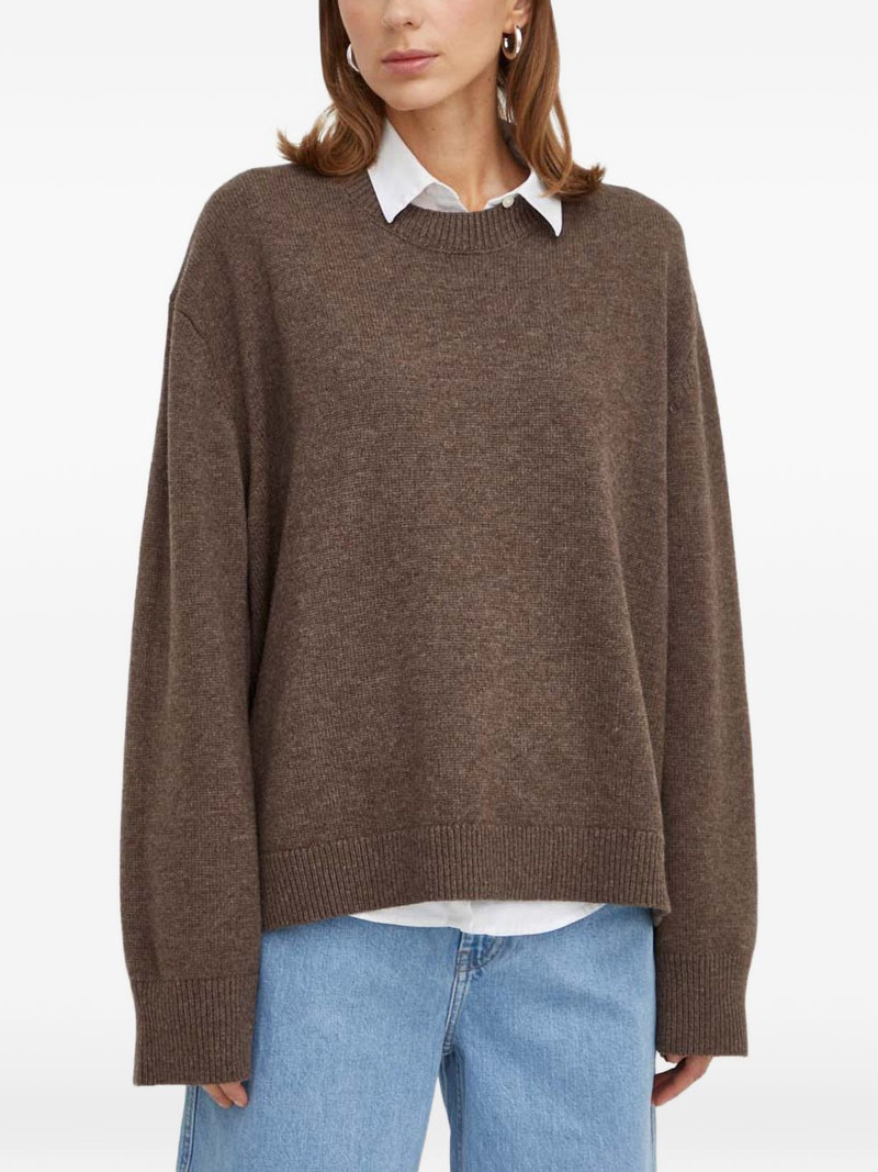 round-neck sweater 1