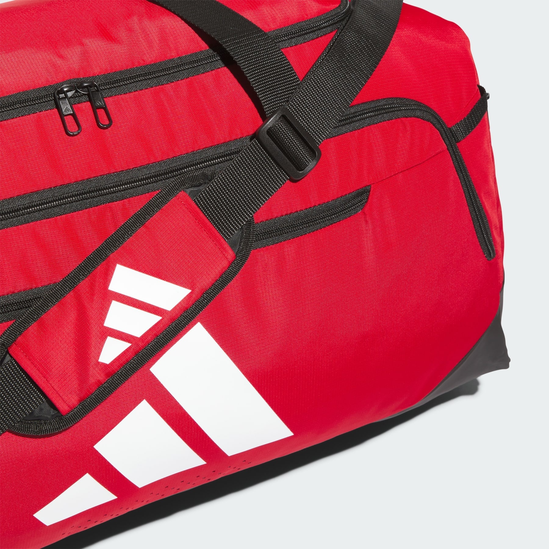 Defender 5 Large Duffel Bag - 3