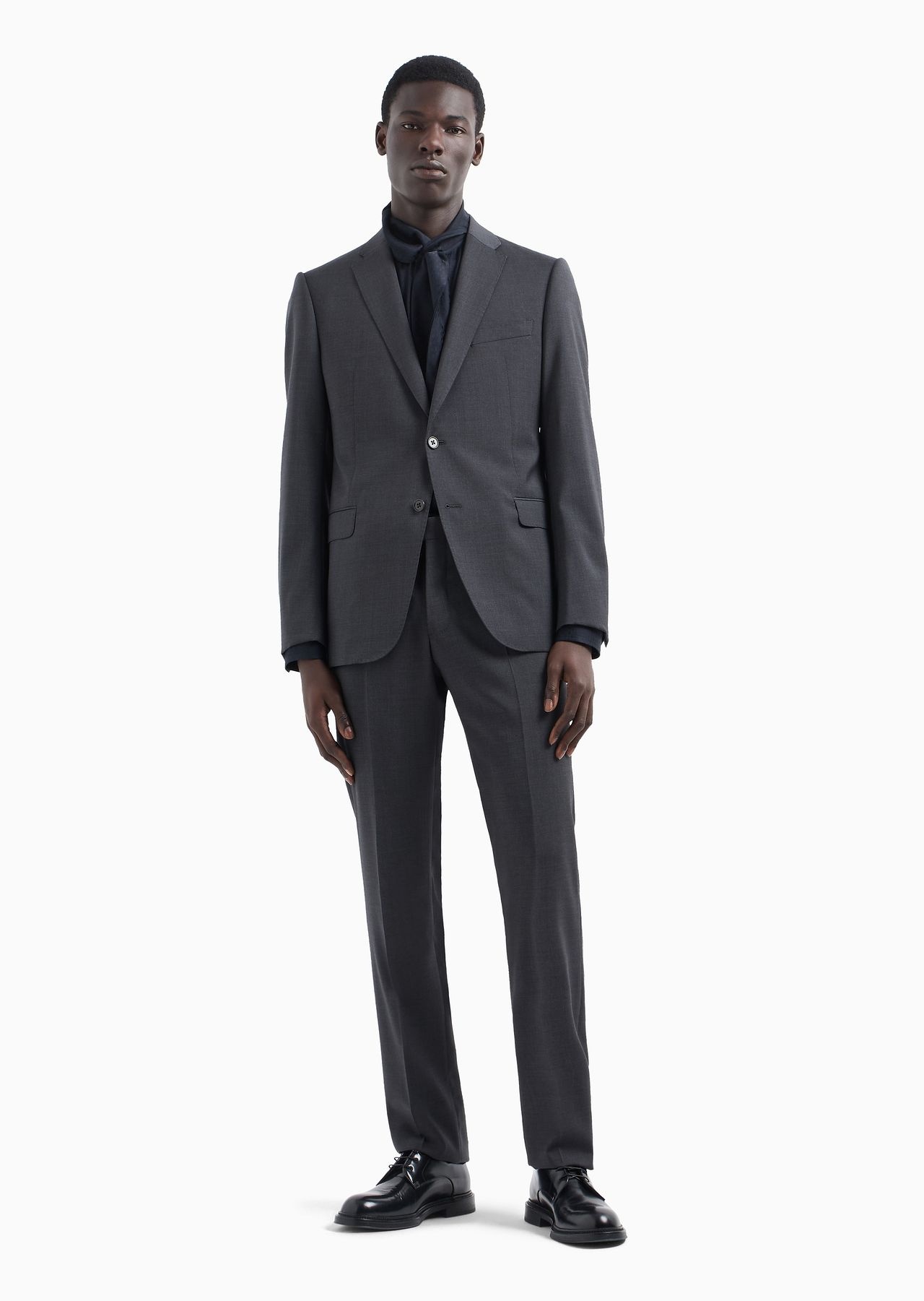 Slim-fit, single-breasted suit in natural, tropical, stretch light wool - 2