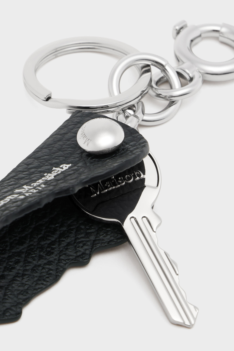 Maison Margiela Logo leather keyring outlook