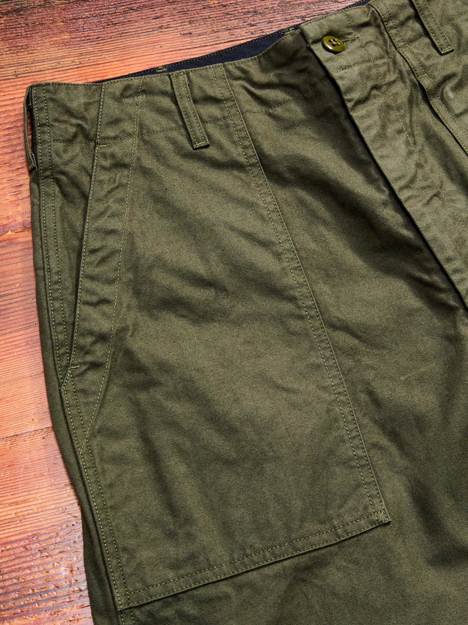 Brushed Herringbone Fatigue Pants in Olive - 4