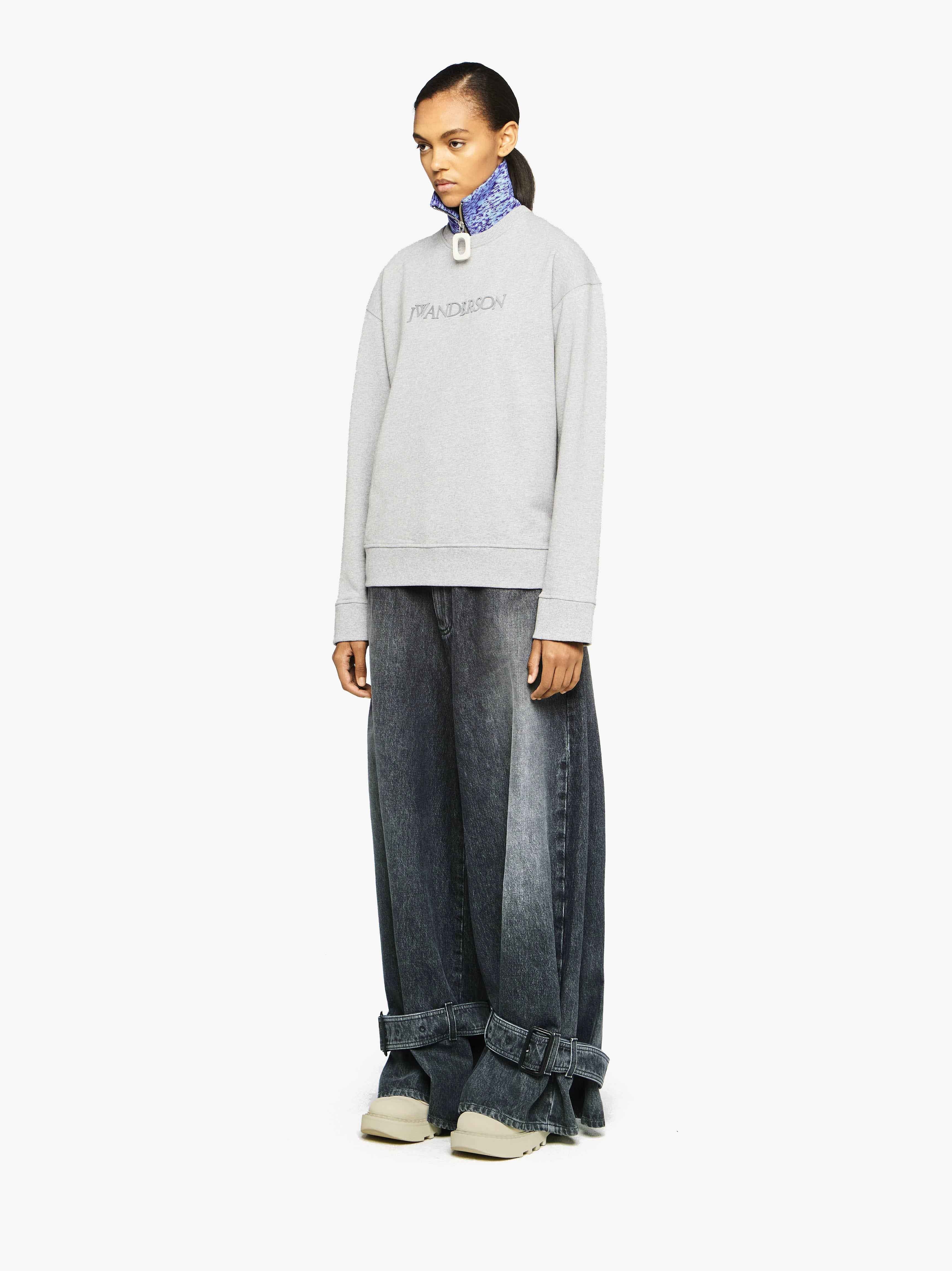 CLASSIC LOGO EMBROIDERY SWEATSHIRT - 4