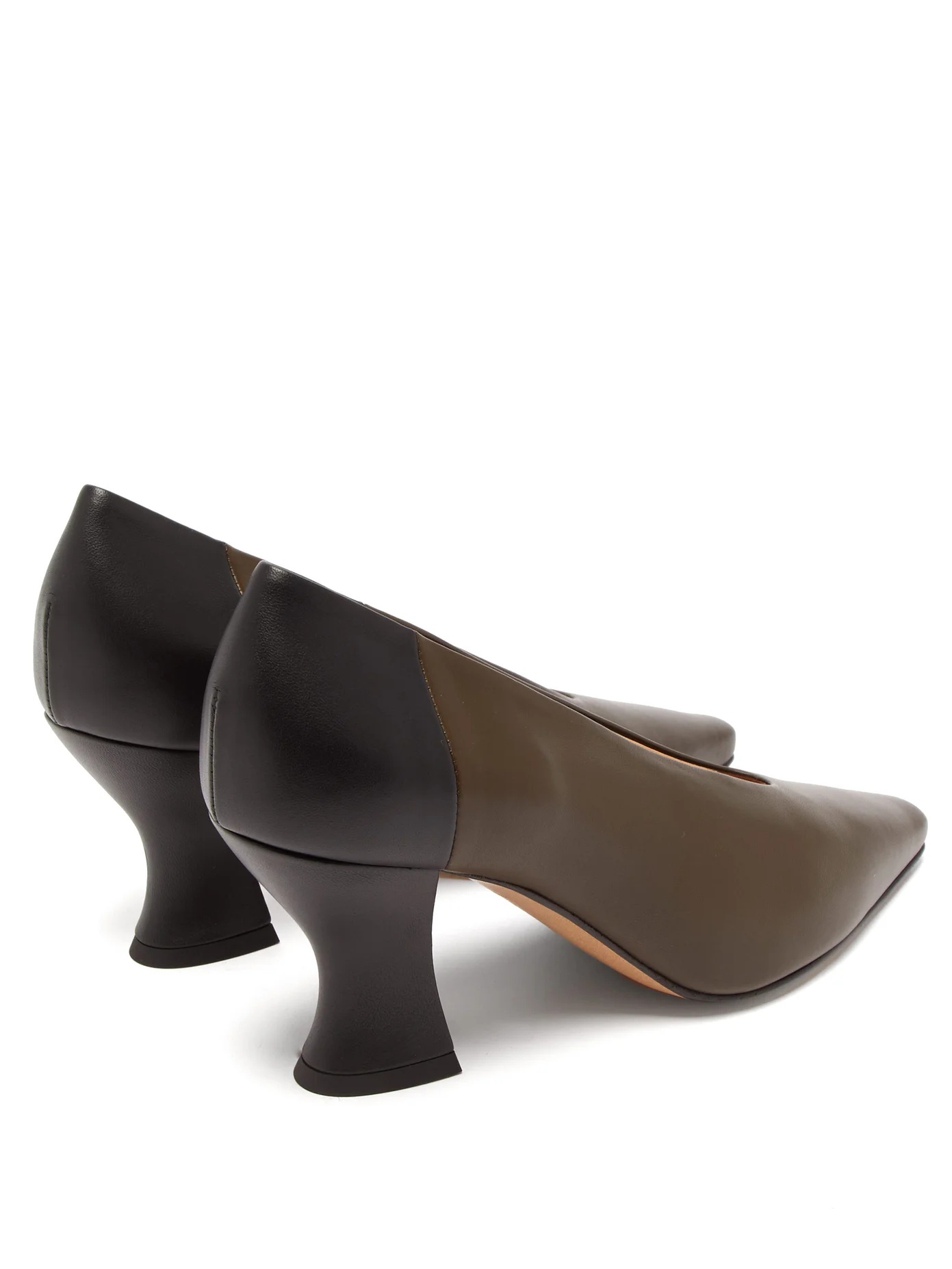 Bi-colour block-heel leather pumps - 4