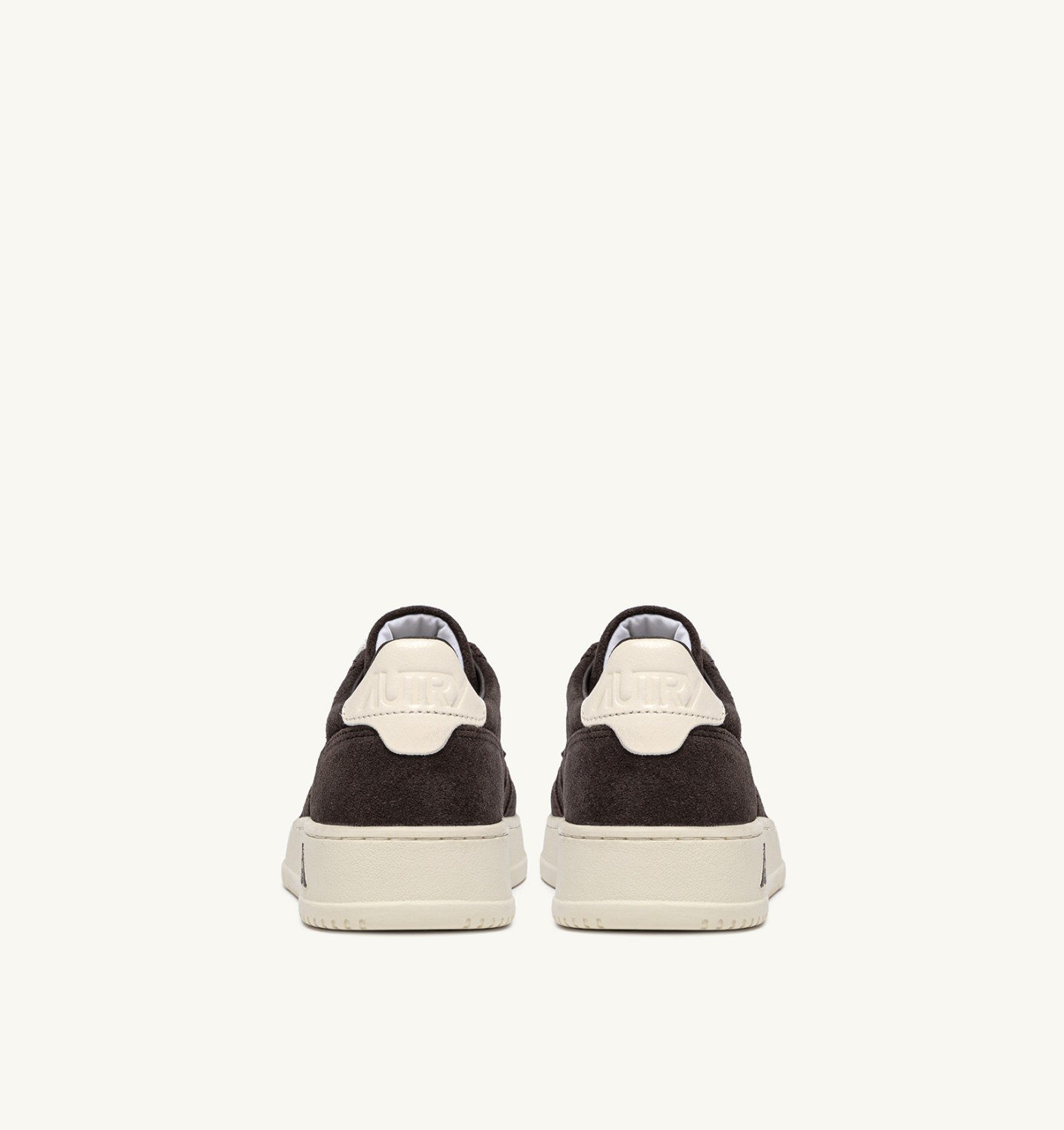 MEDALIST LOW SNEAKERS IN MOKA AND OFF WHITE SUEDE - 3