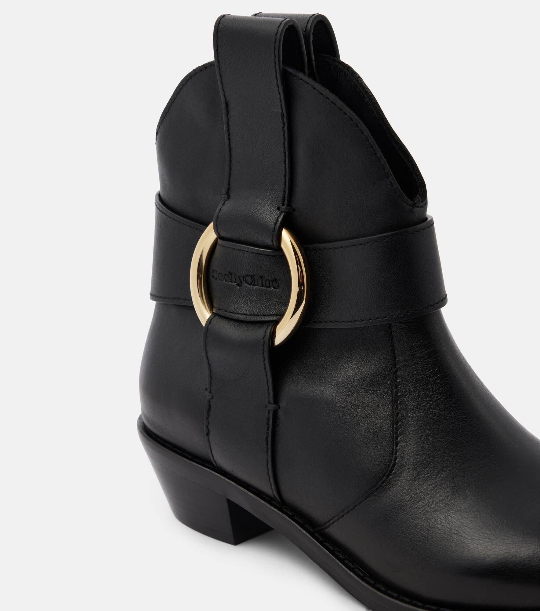 New Ring leather ankle boots - 6