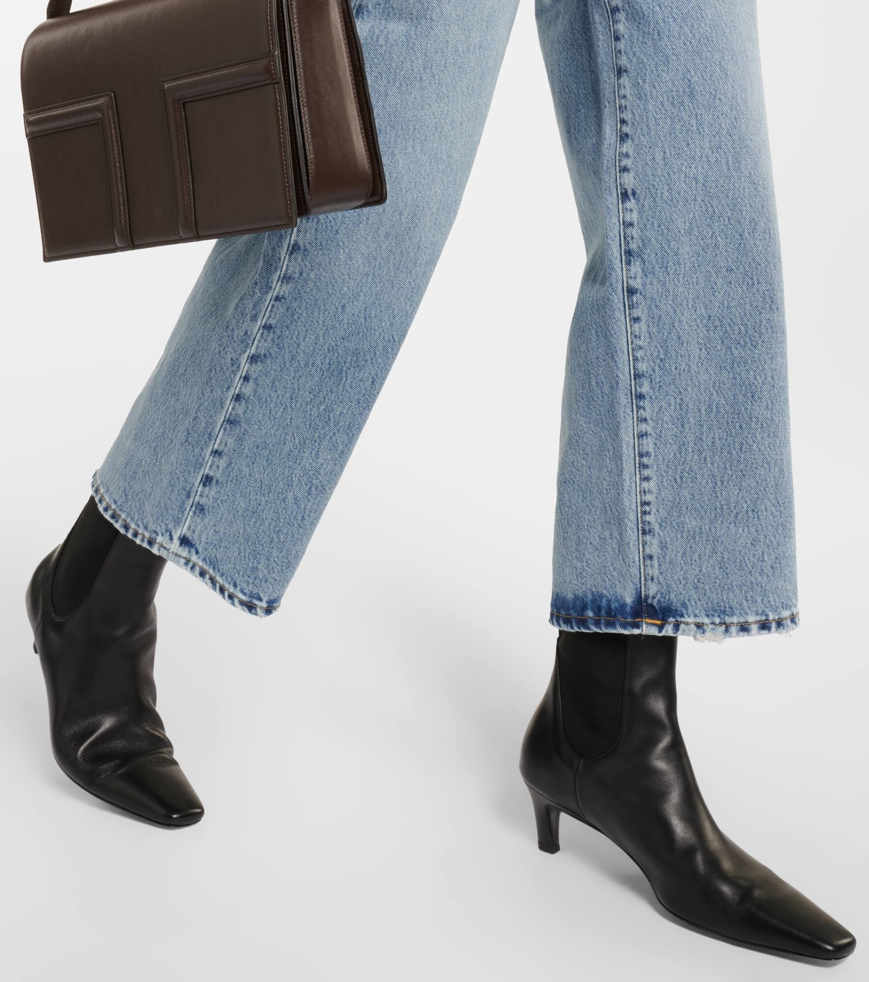 High-rise wide-leg jeans - 7