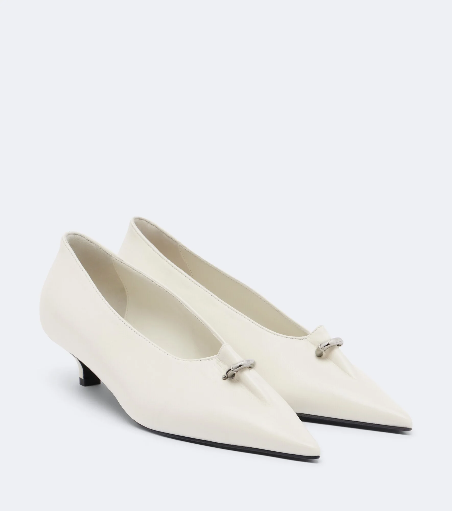 Pierced embellished leather pumps - 1