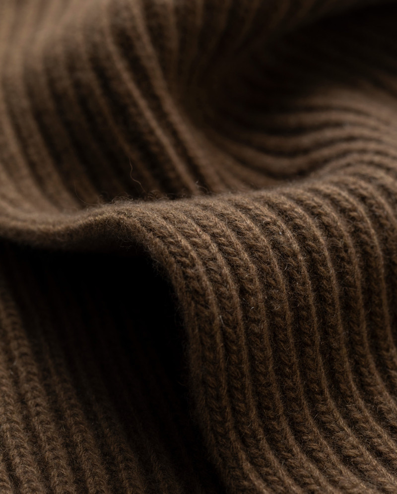 Lovat Green Ribbed Cashmere Scarf 3