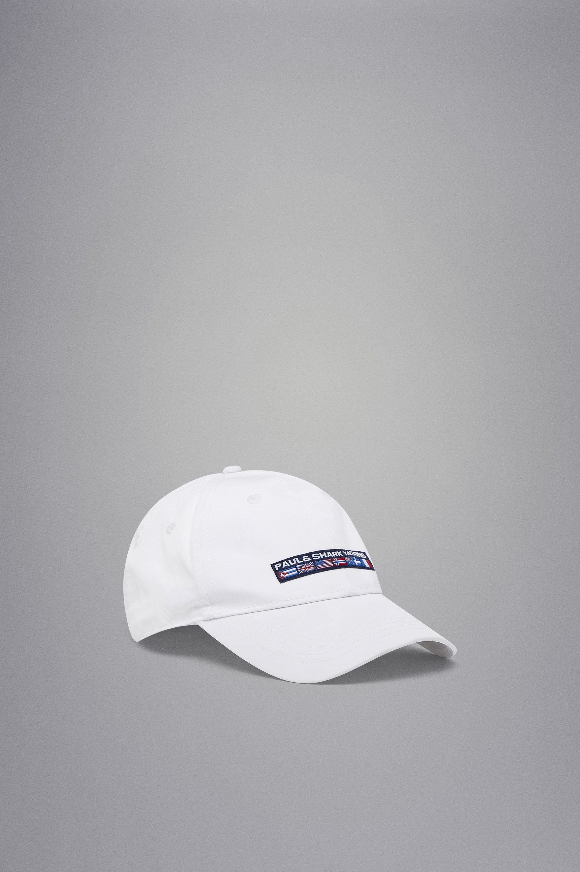 BASEBALL CAP WITH NAUTICAL BADGE - 1