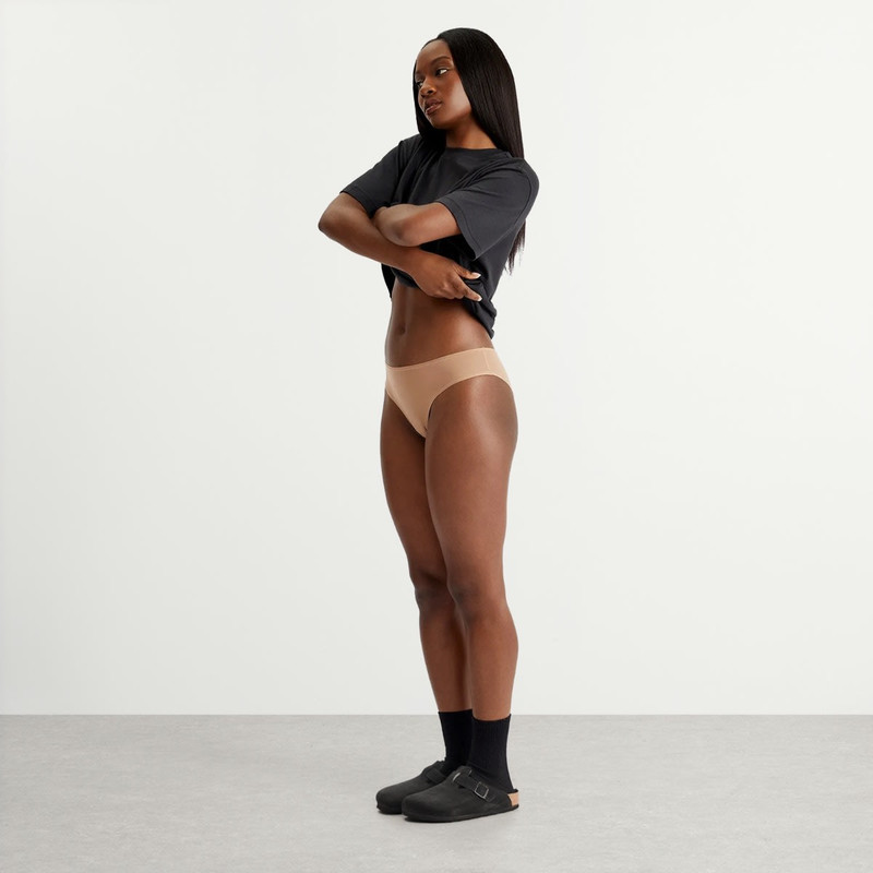 SKIMS SKIMS Fits Everybody Cheeky Brief outlook