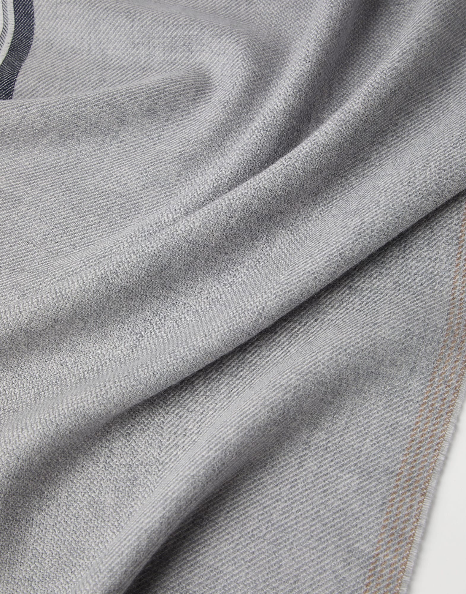 Wool and cashmere diagonal scarf with striped edge - 3