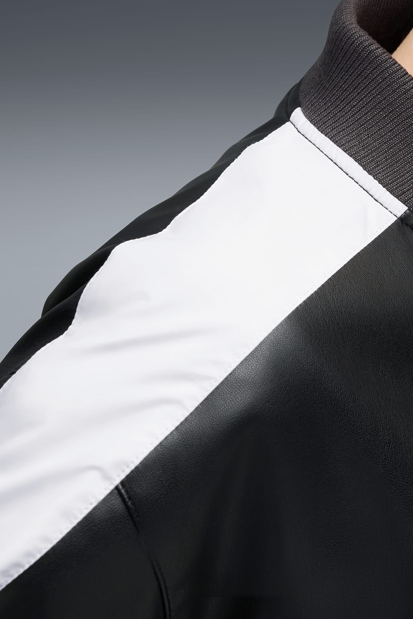 T7 Pleather Bomber Women - 7