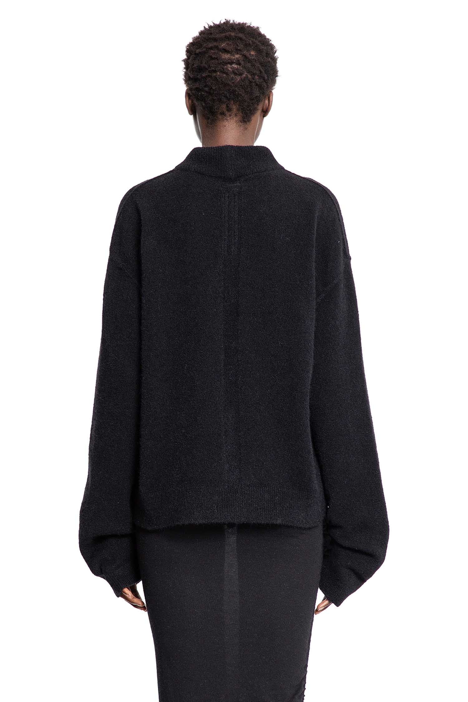 Concordians-Tommy-Ls-T-In-Alpaca-Knit - 3