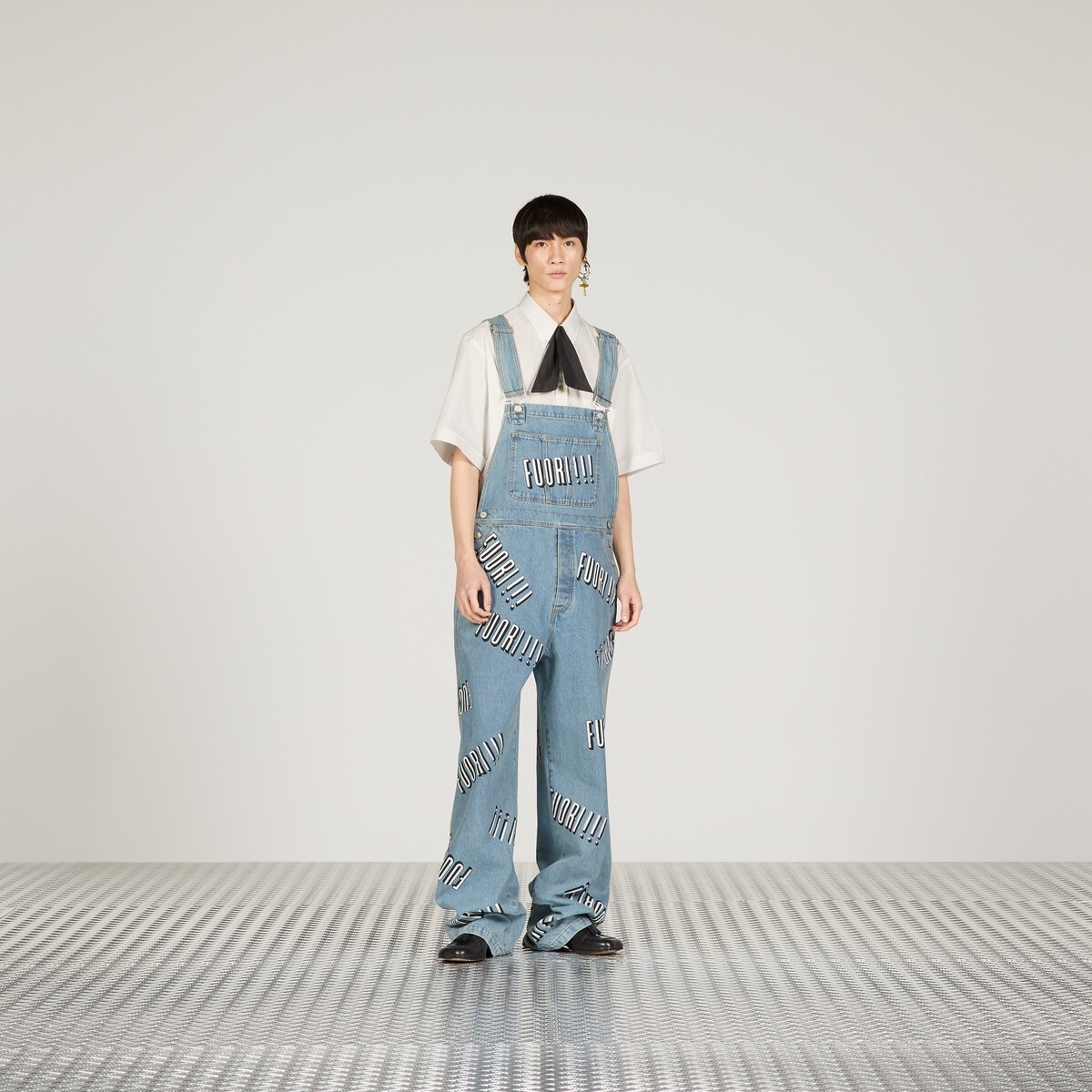 Cotton denim overall with Fuori!! print - 6