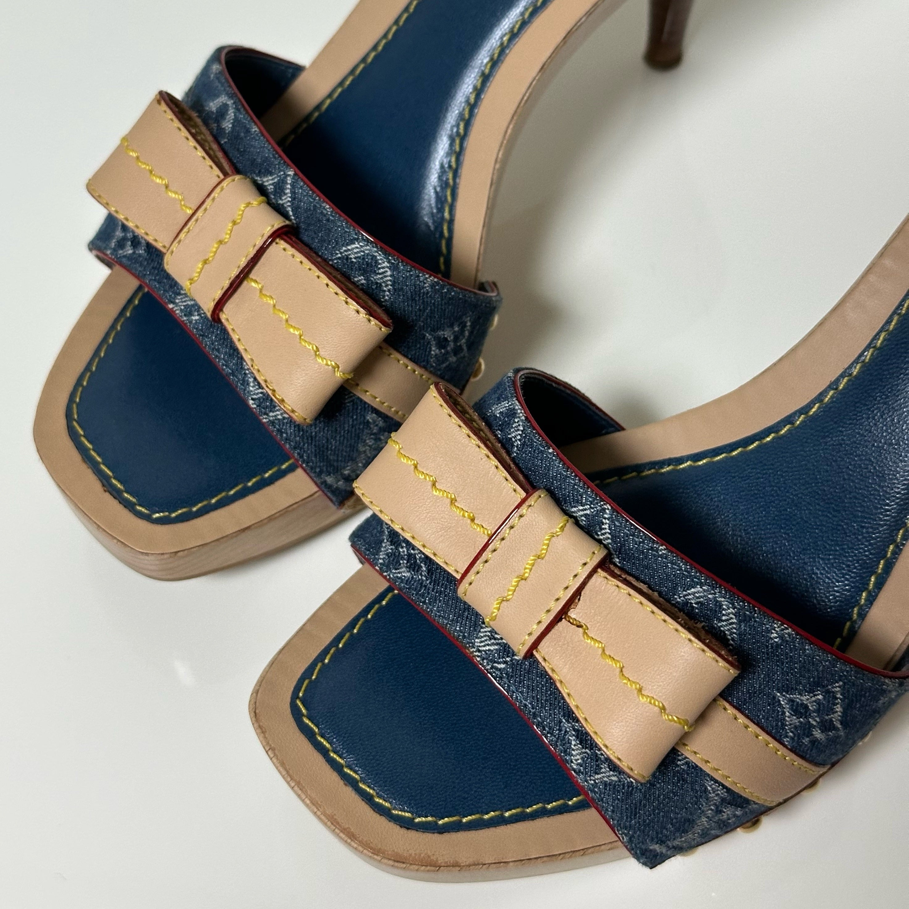 LOUIS VUITTON Monogram Denim Leather Bow Slide Sandals - 5