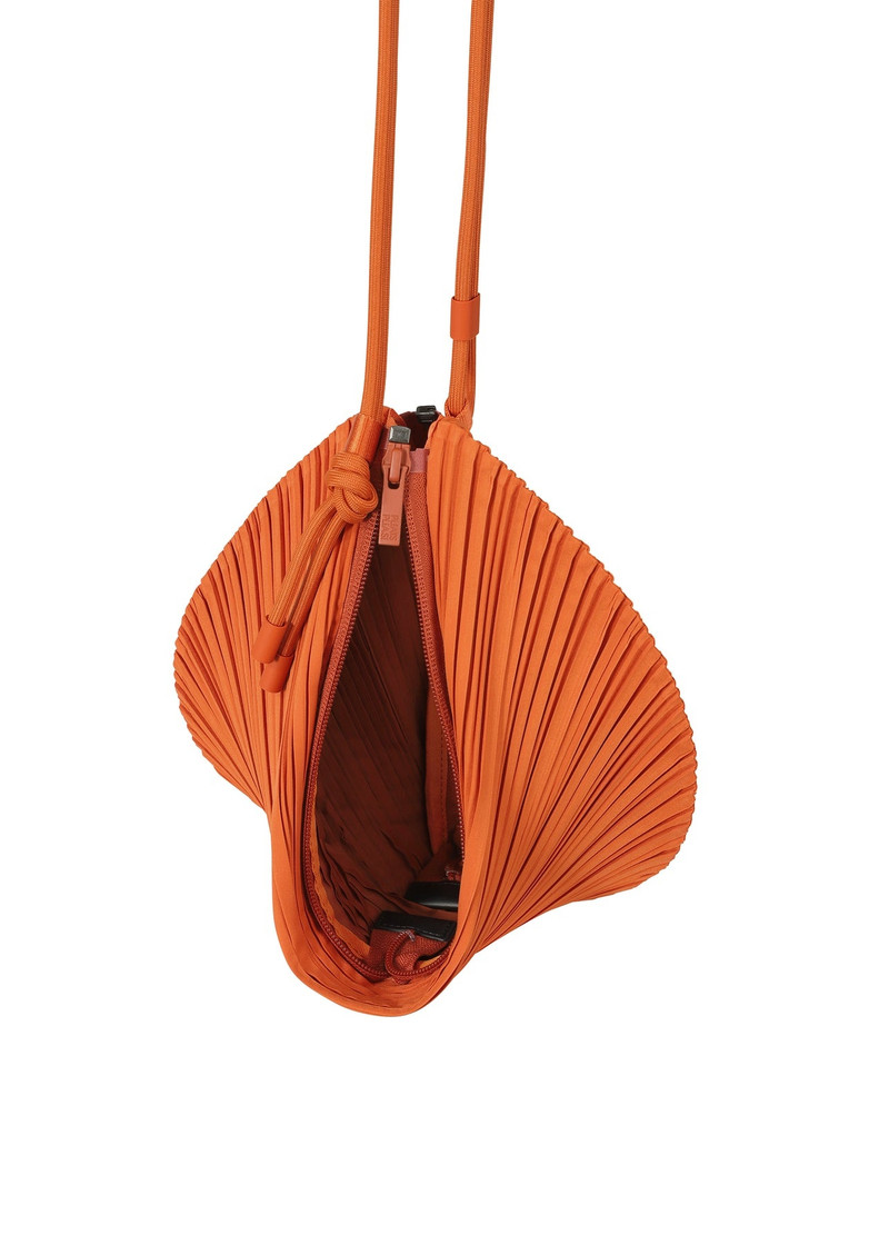 LEAF PLEATS BAG 4