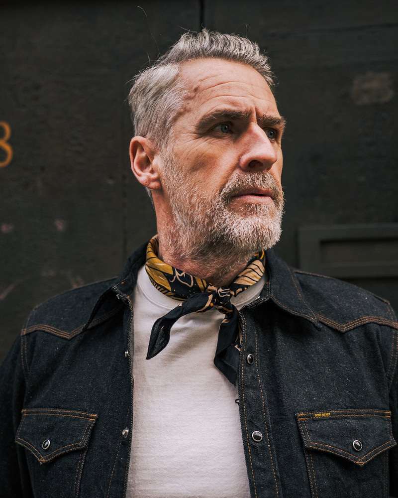 Iron Heart FELIX GREEN ORGANIC COTTON "AVIARY" BANDANA - BLACK outlook