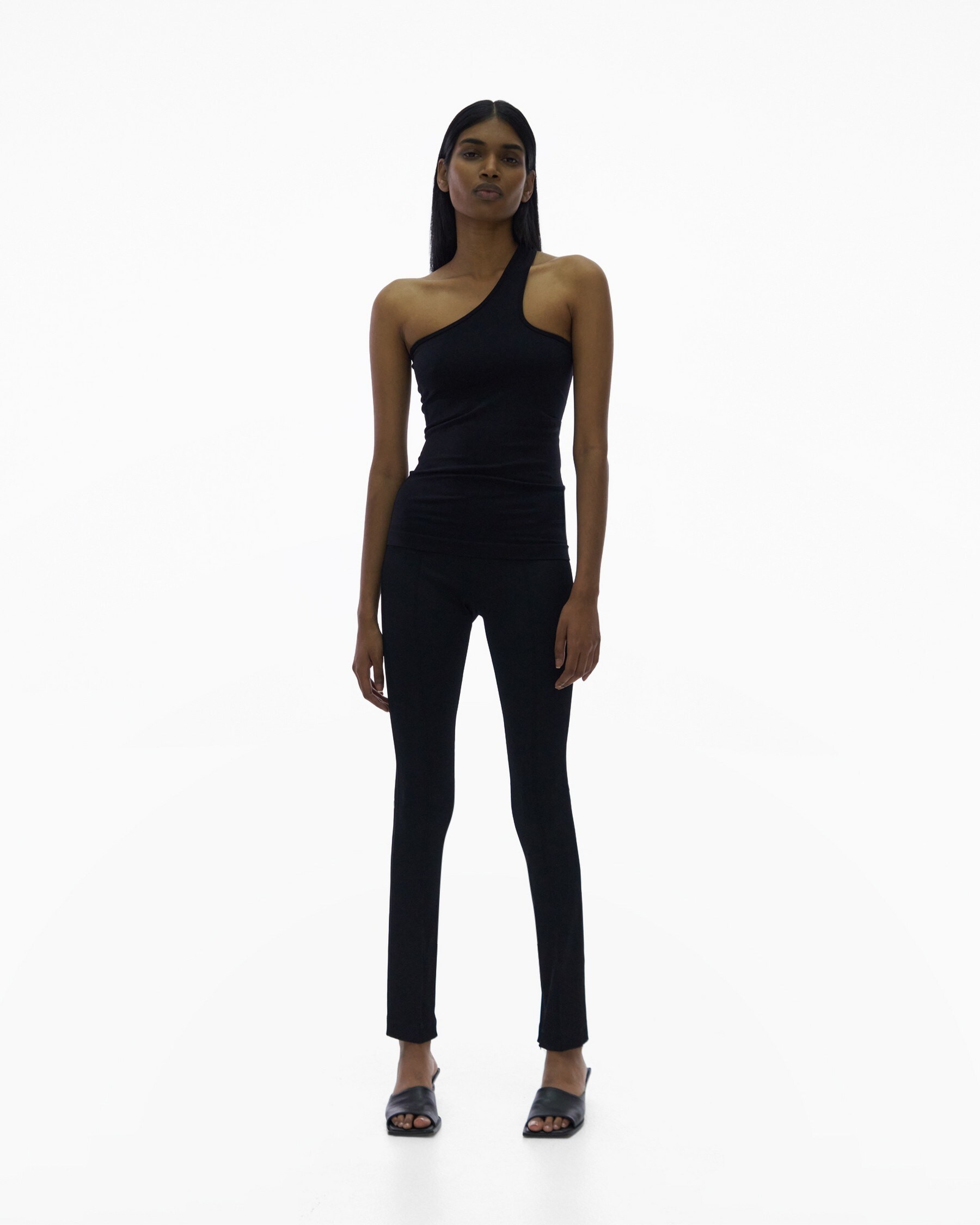 CORE CUTOUT TANK - 2