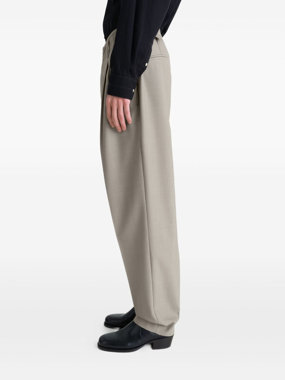 pleated-front side-adjustable trousers - 4