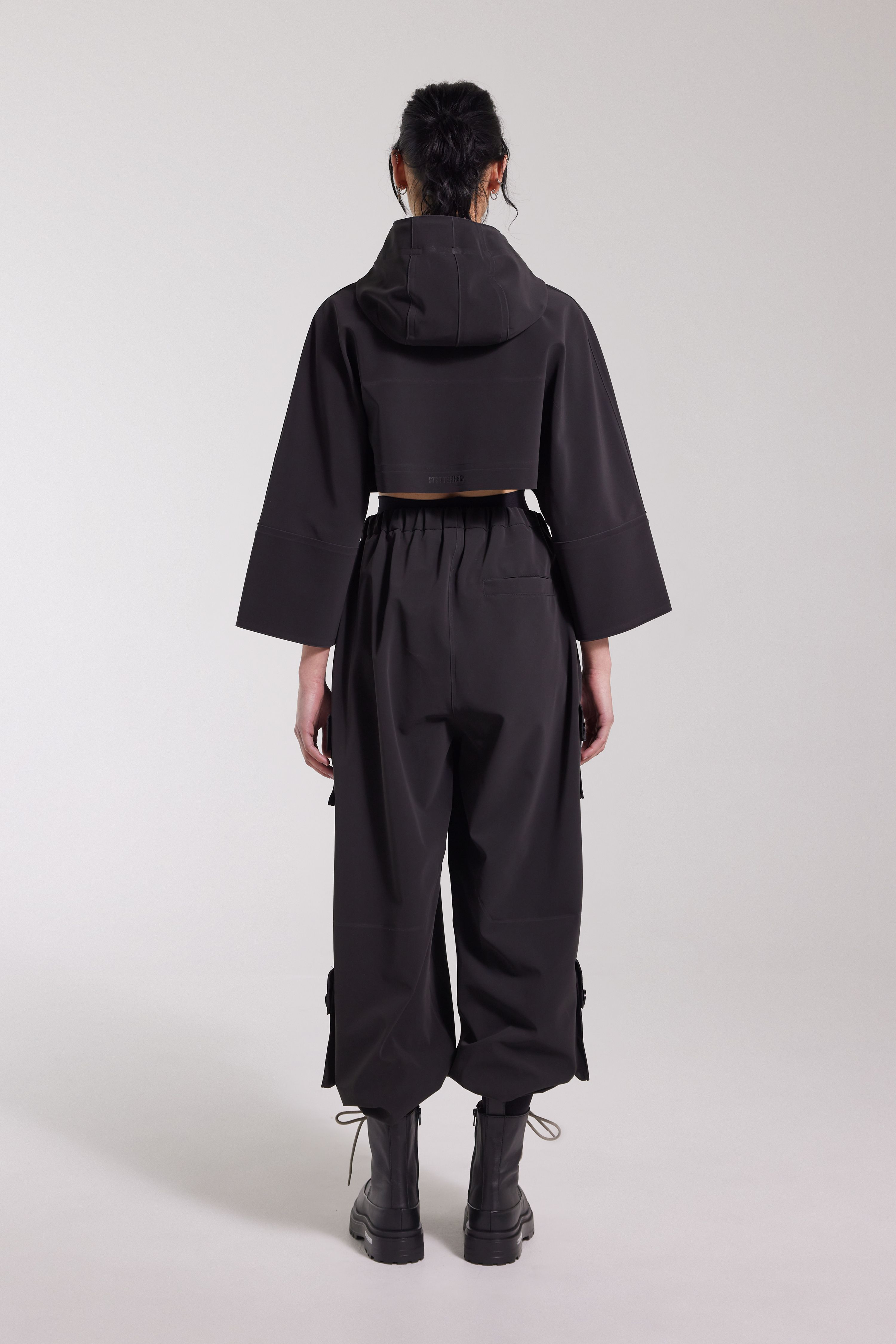 Lilla Tre Matte Raincoat Black - 5