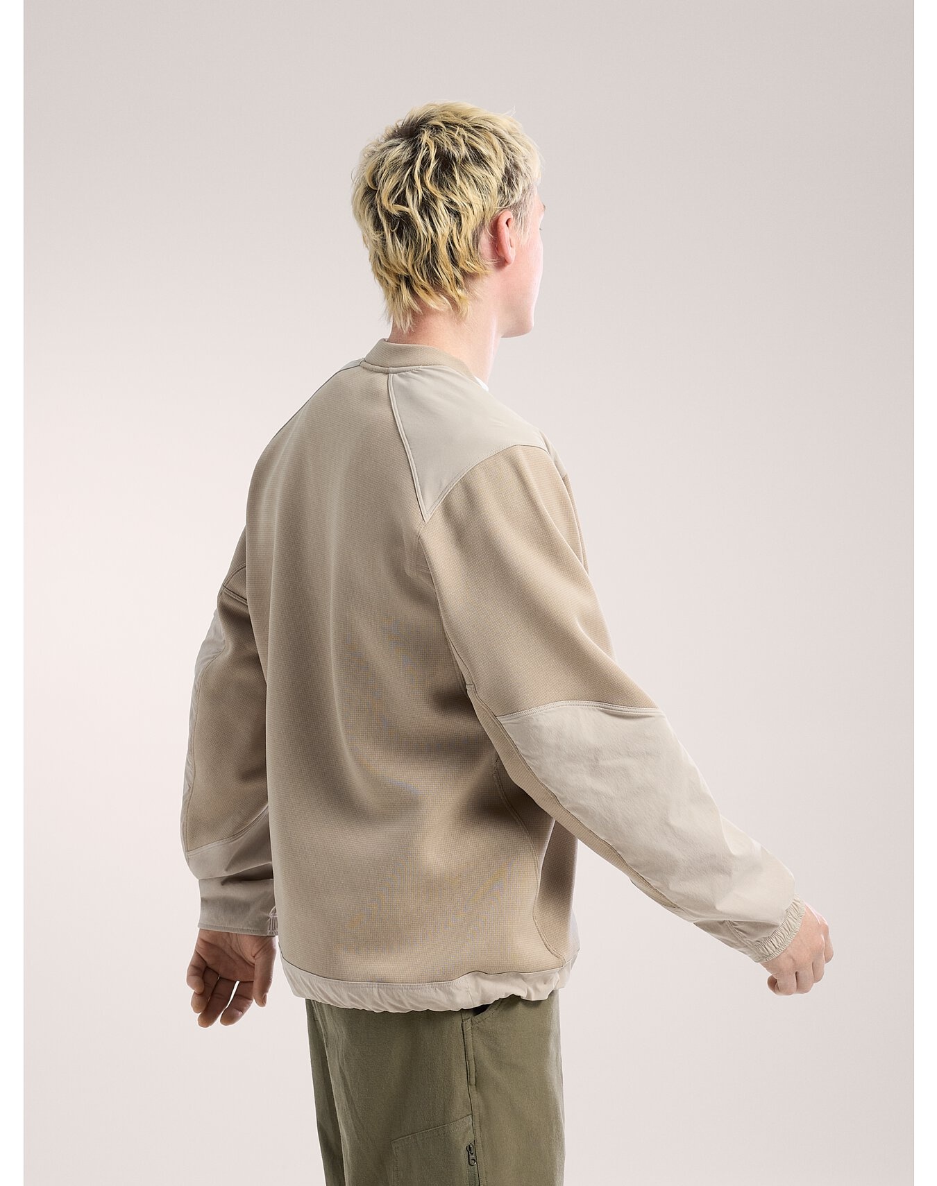 Konseal Crew Neck Pullover - 6