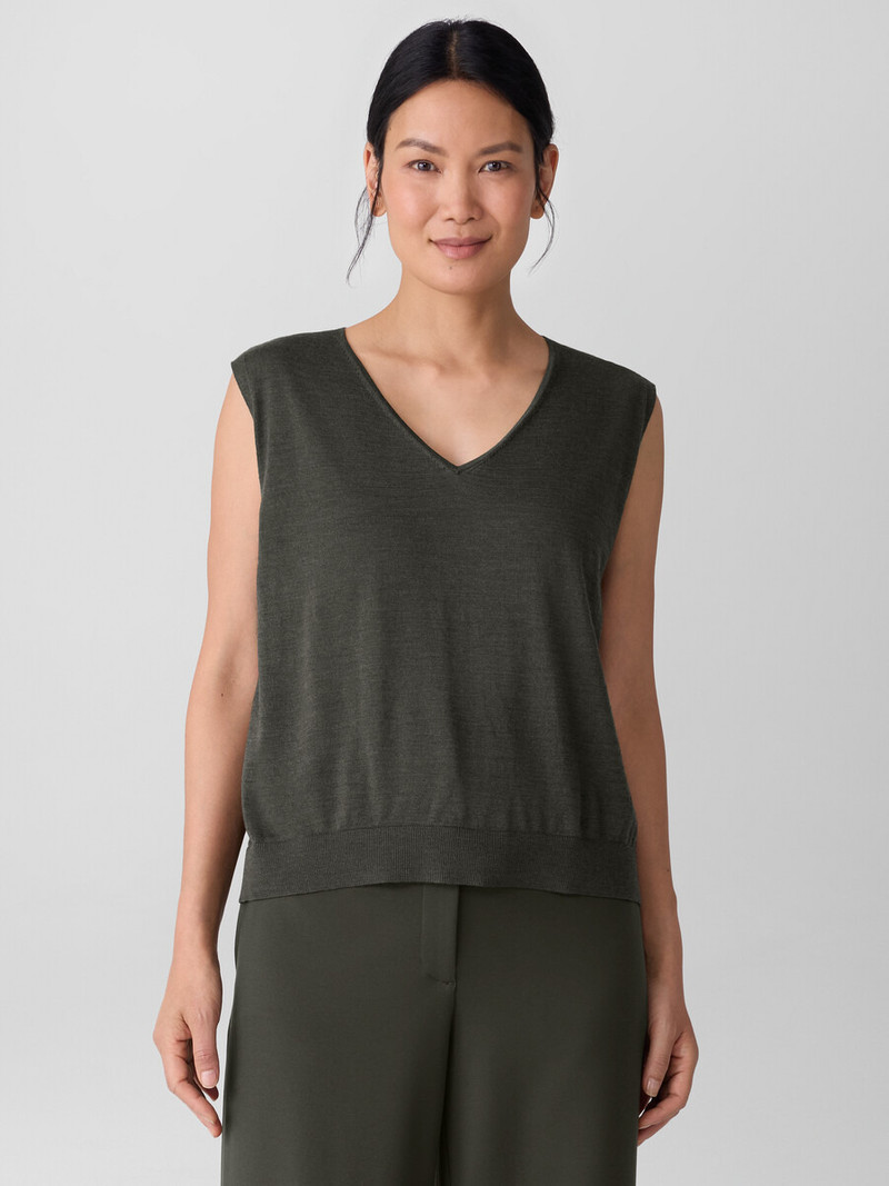 Superfine Merino Vest in Regenerative Wool 3