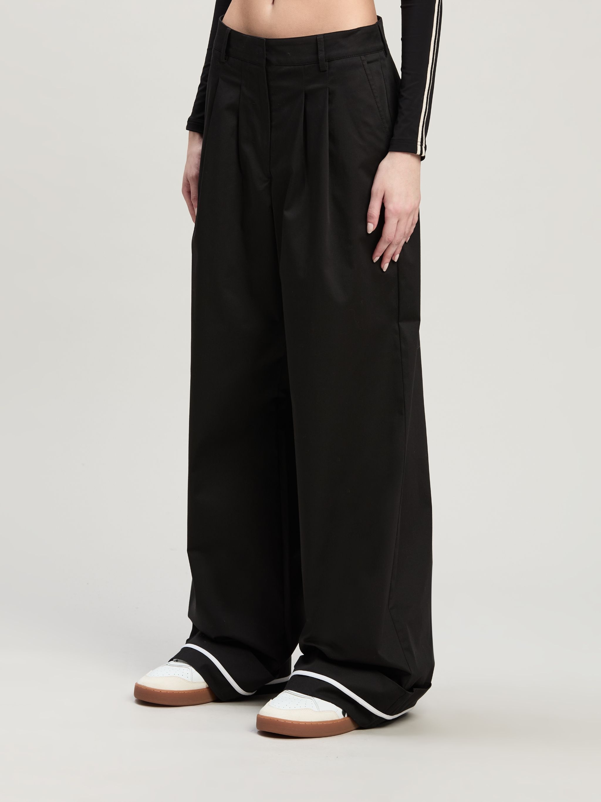 Cuffed pants - 4