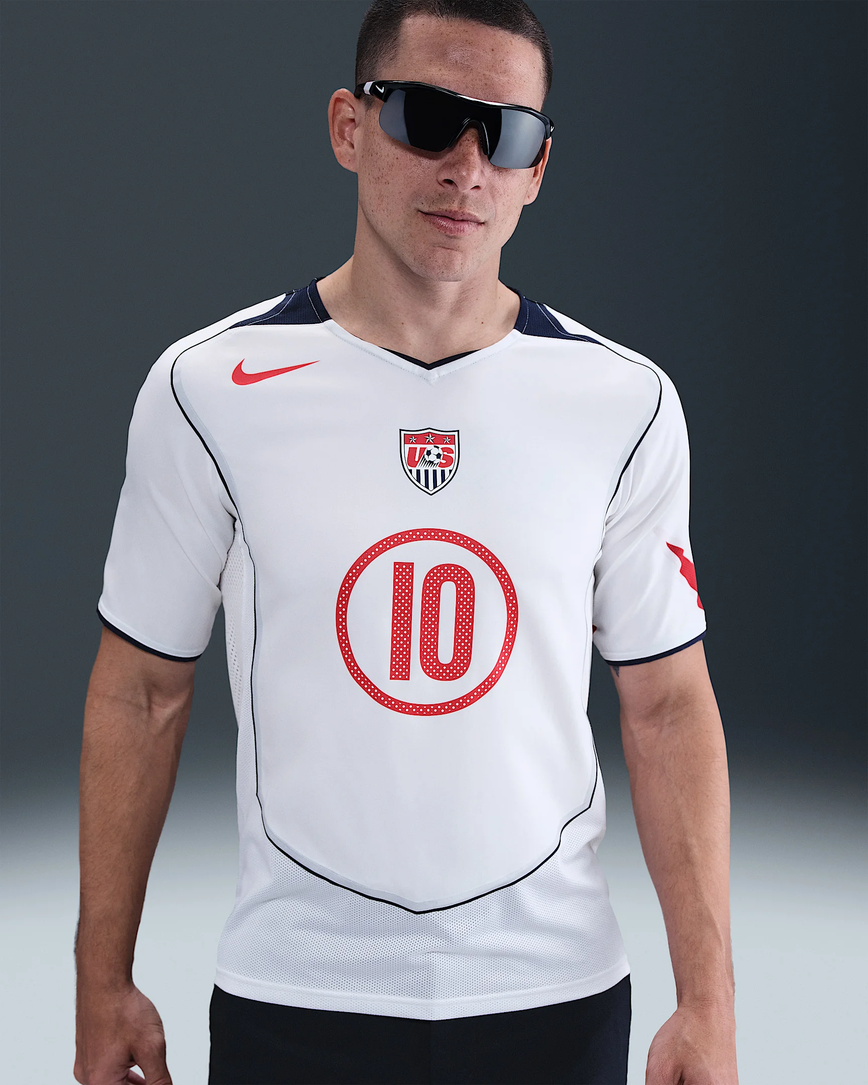 Landon Donovan USMNT 2004 Total 90 Reissue Men's Nike Soccer Replica Jersey - 1