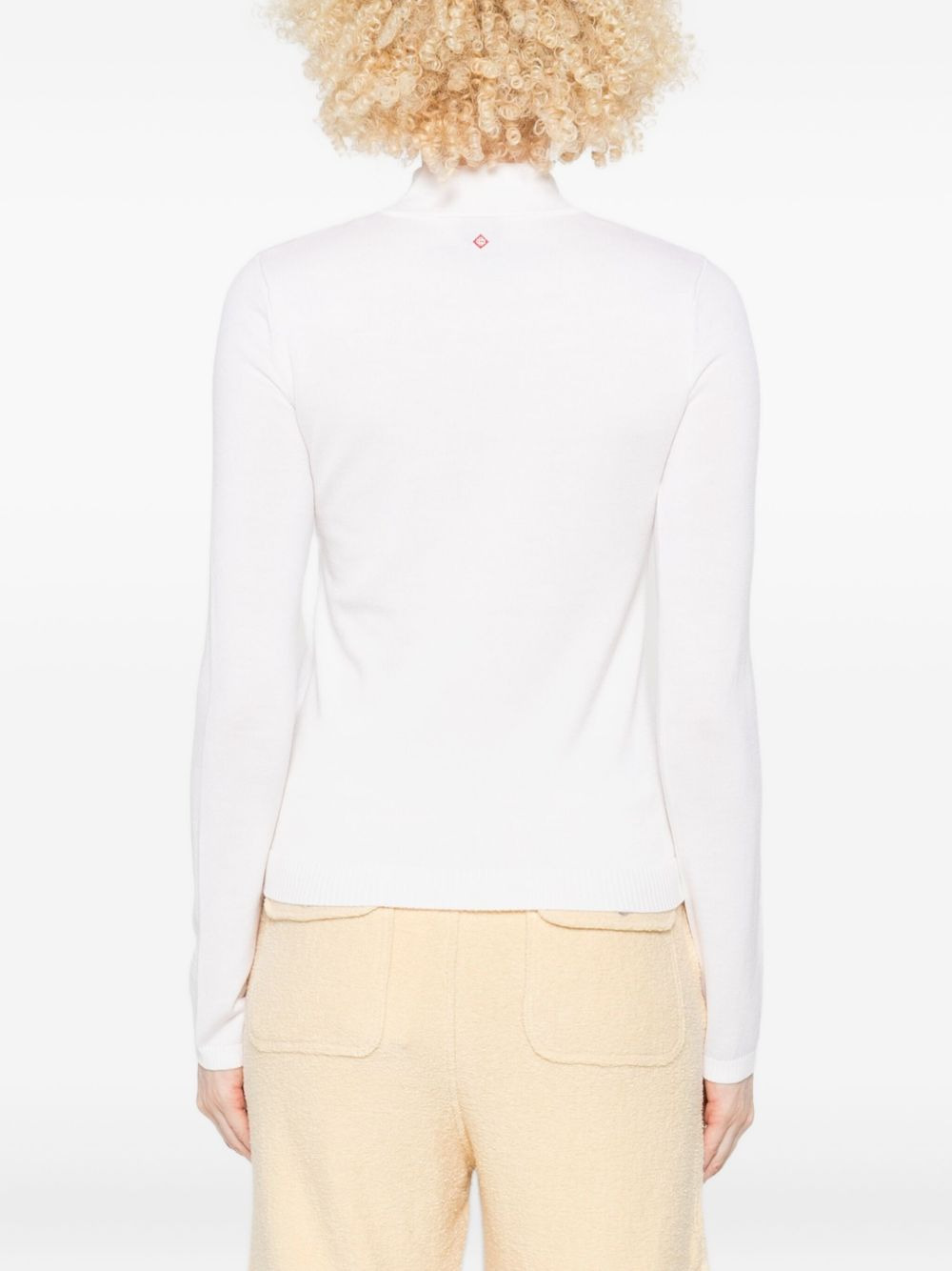 v-neck long-sleeve t-shirt - 4