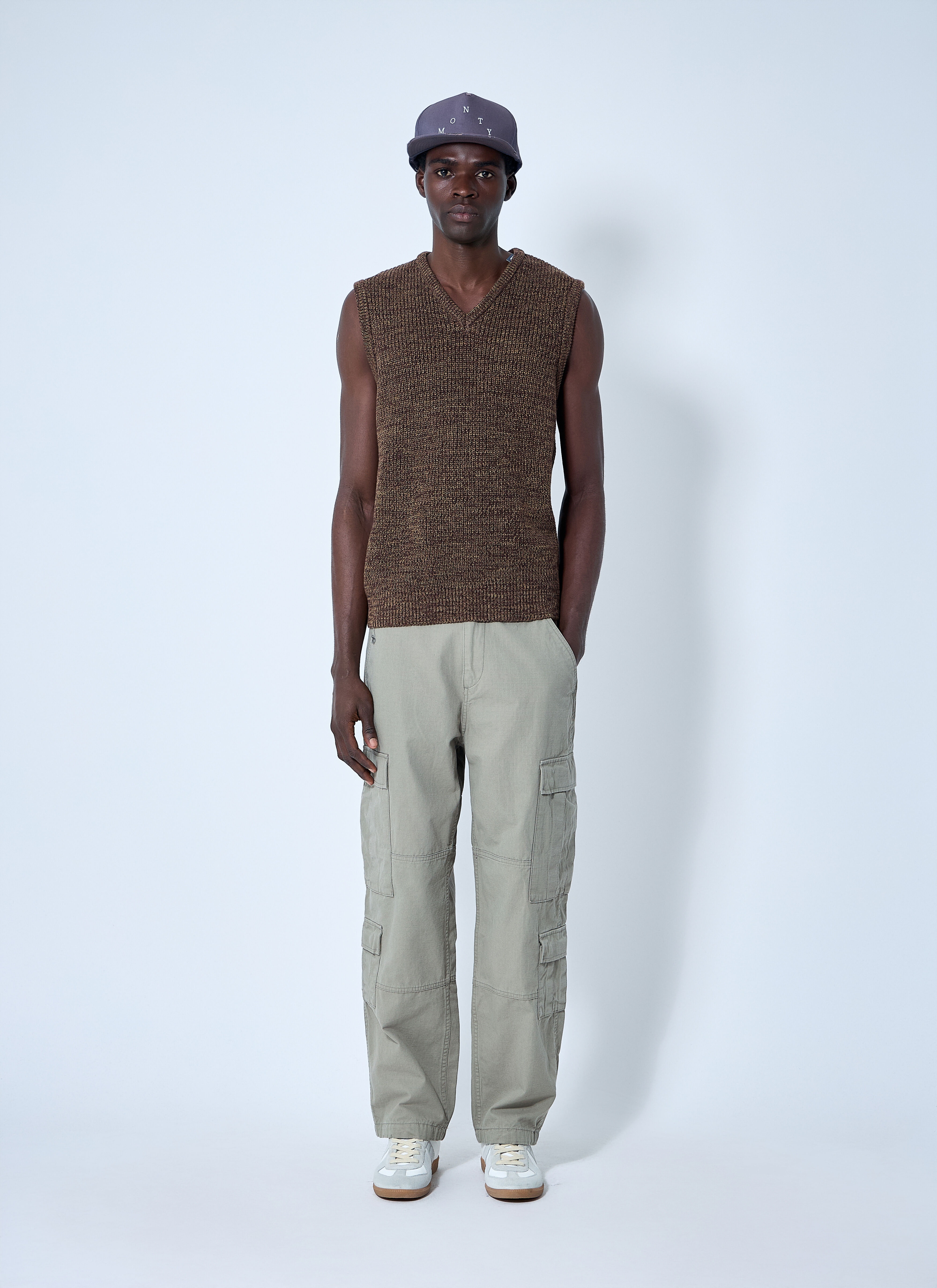 Twisted Yarn Sweater Vest - 2