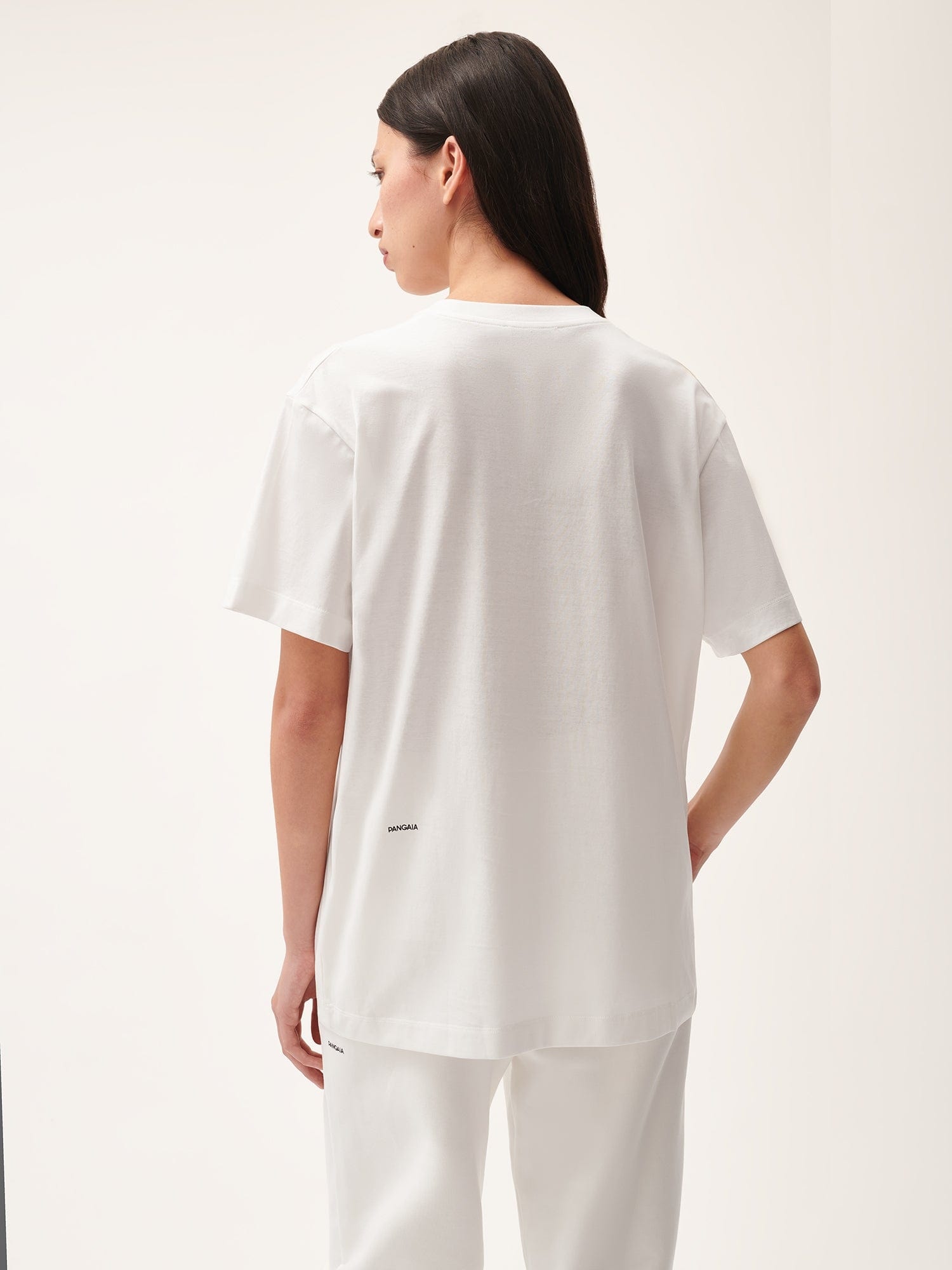 Womens 365 Lightweight Pocket T-Shirt - Off-White - 3