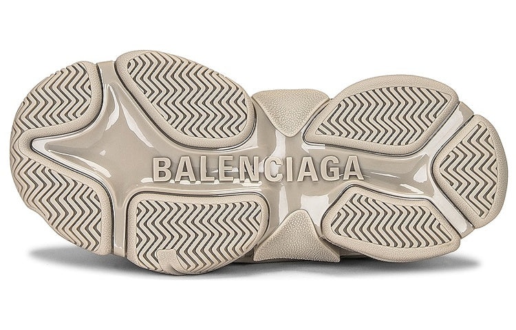 (WMNS) Balenciaga Triple S 'Fake Fur - Beige' 668562W3CQ59710 - 4