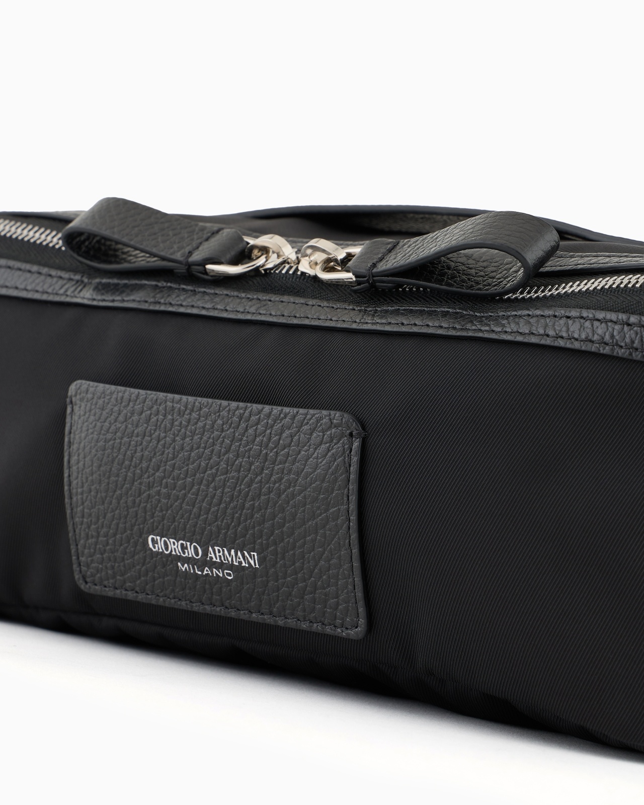 NYLON AND LEATHER WASHBAG - 4