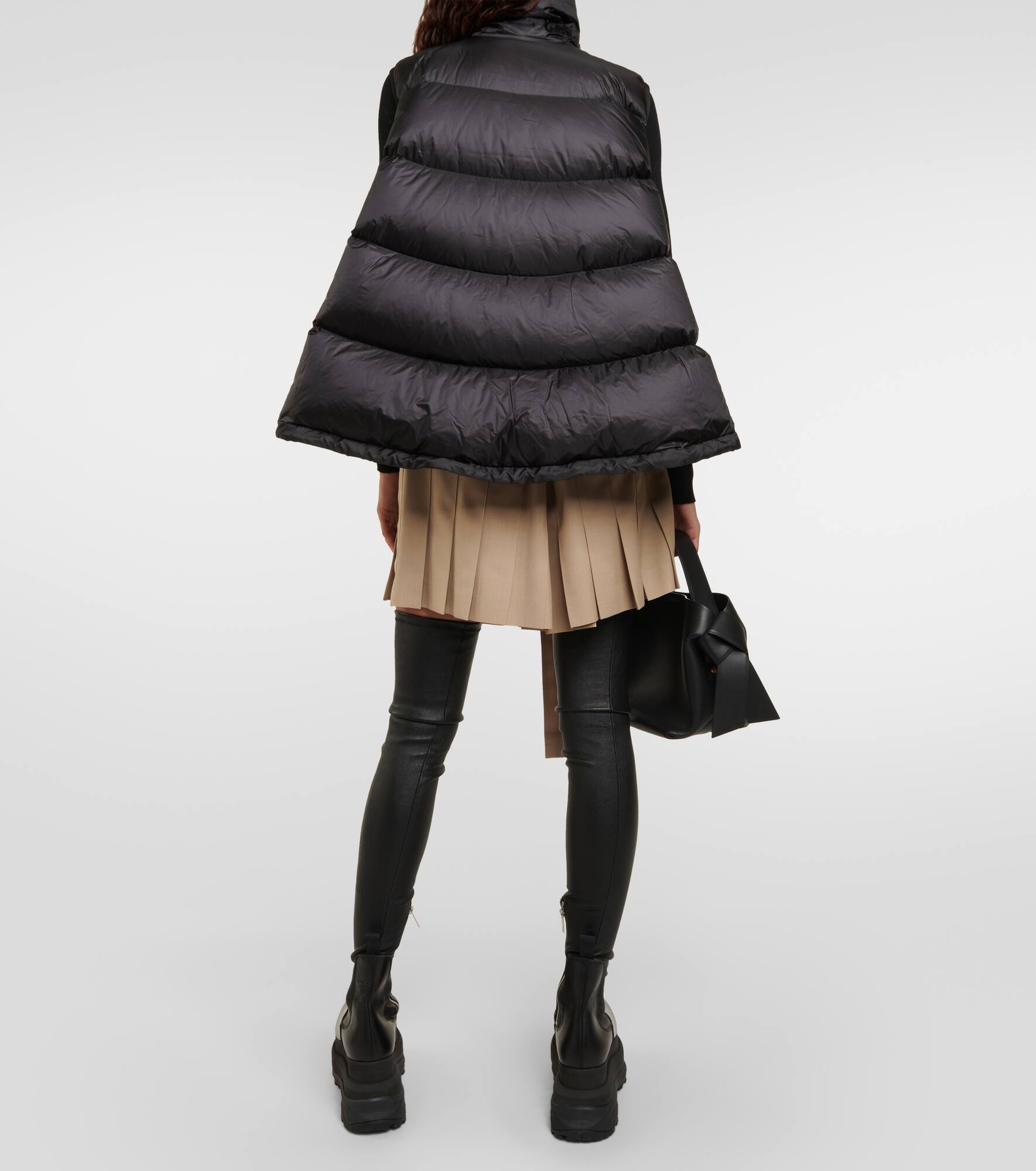Asymmetric quilted down vest - 3