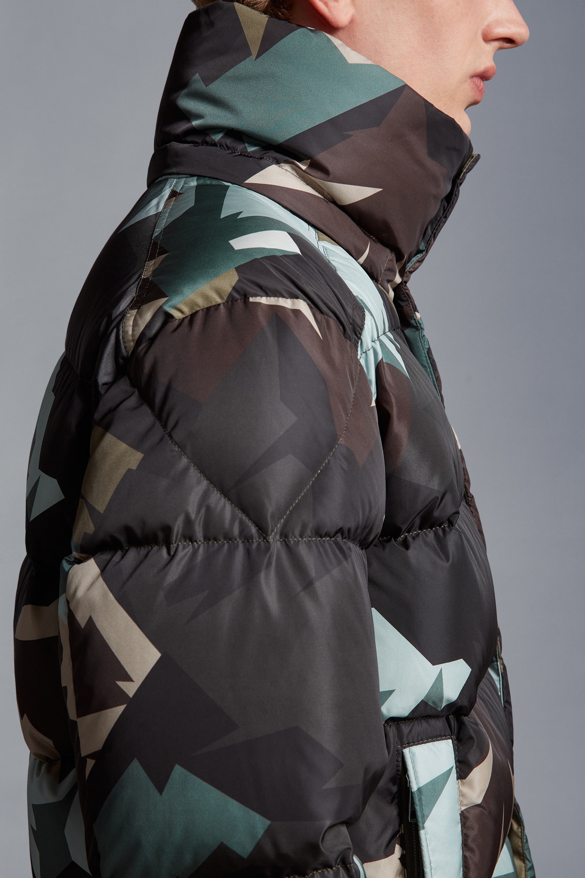 Moncler Mosa Short Down Jacket | REVERSIBLE
