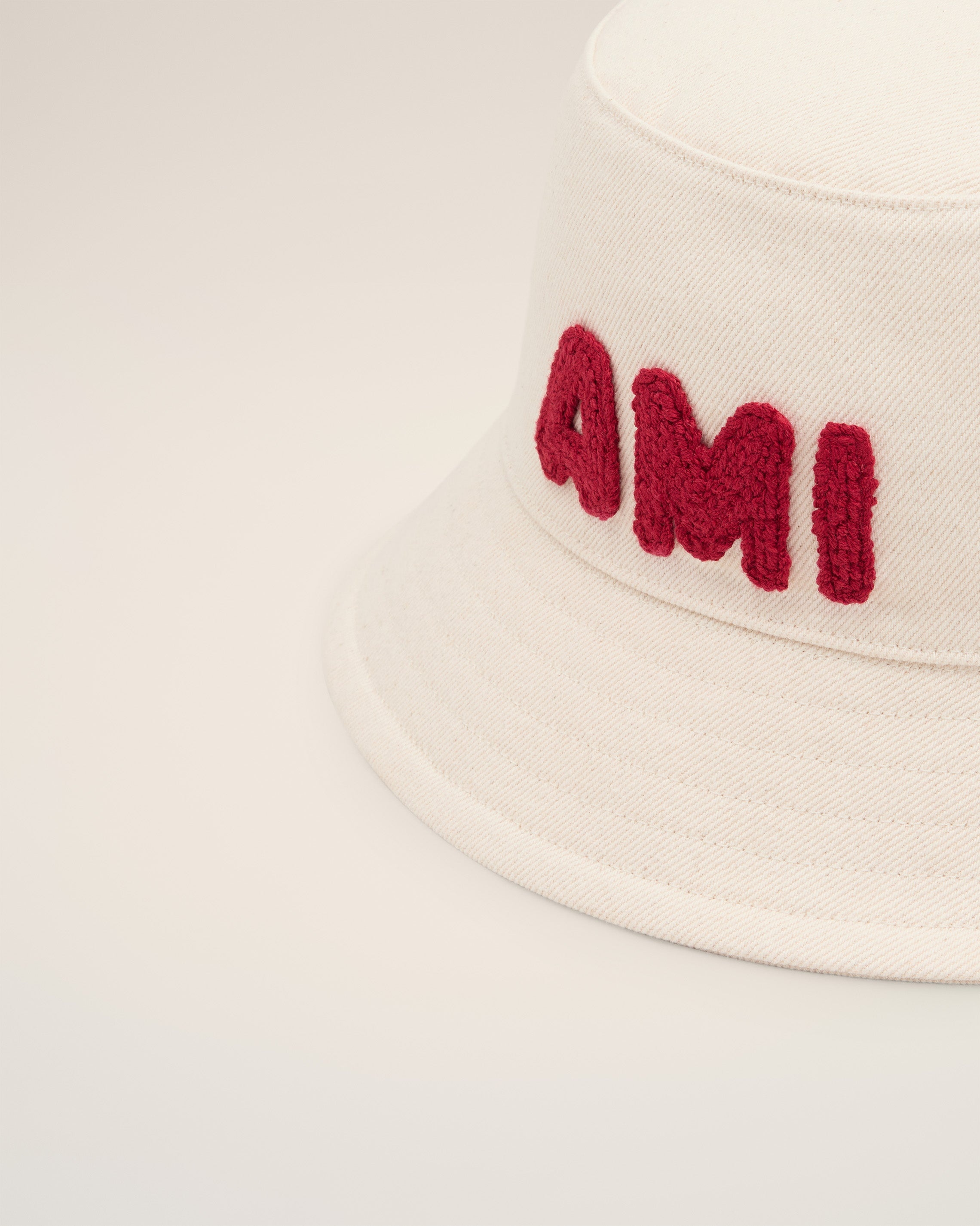 BEIGE COTTON AMI PARIS PATCH BUCKET HAT - 3