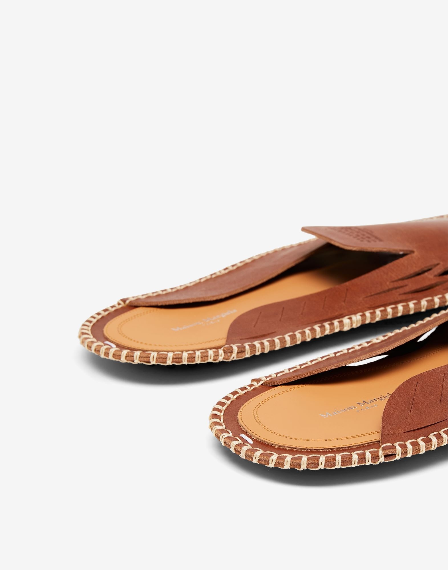 Laser-cut mocassins - 4