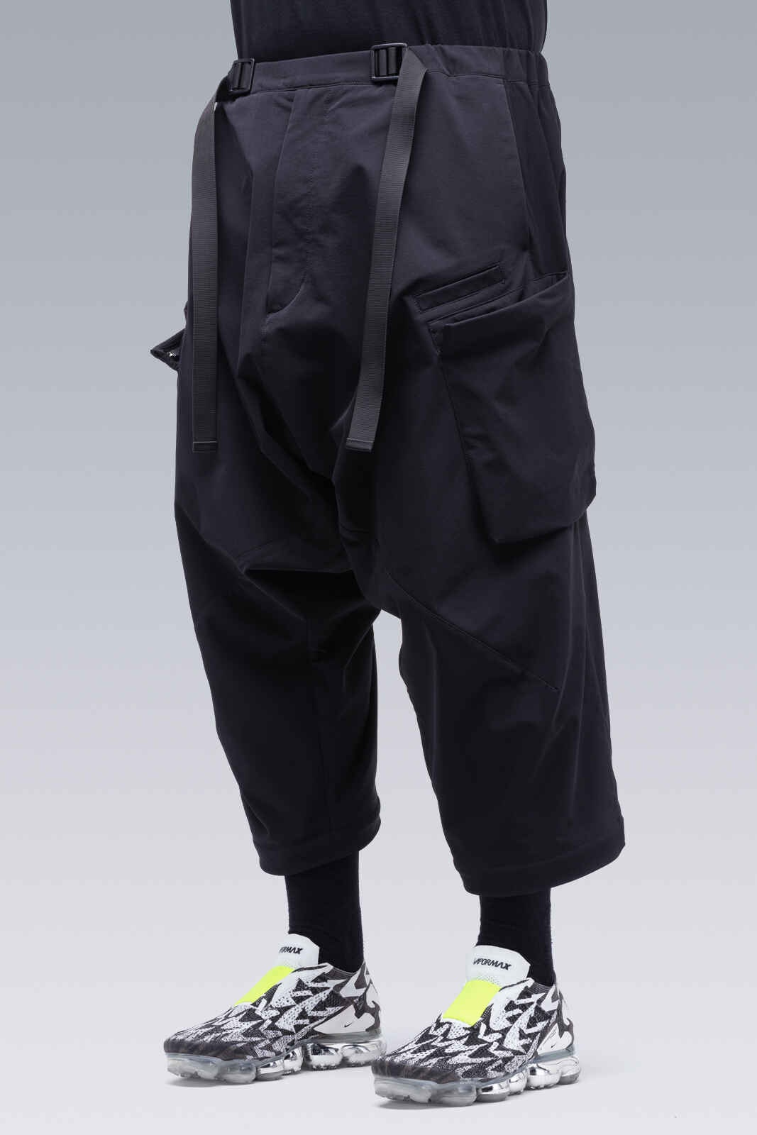 P30A-DS schoeller® Dryskin™ Ultrawide Drawcord Cargo Trouser Black - 4