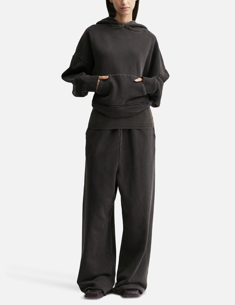 entire studios HEAVY HOOD outlook