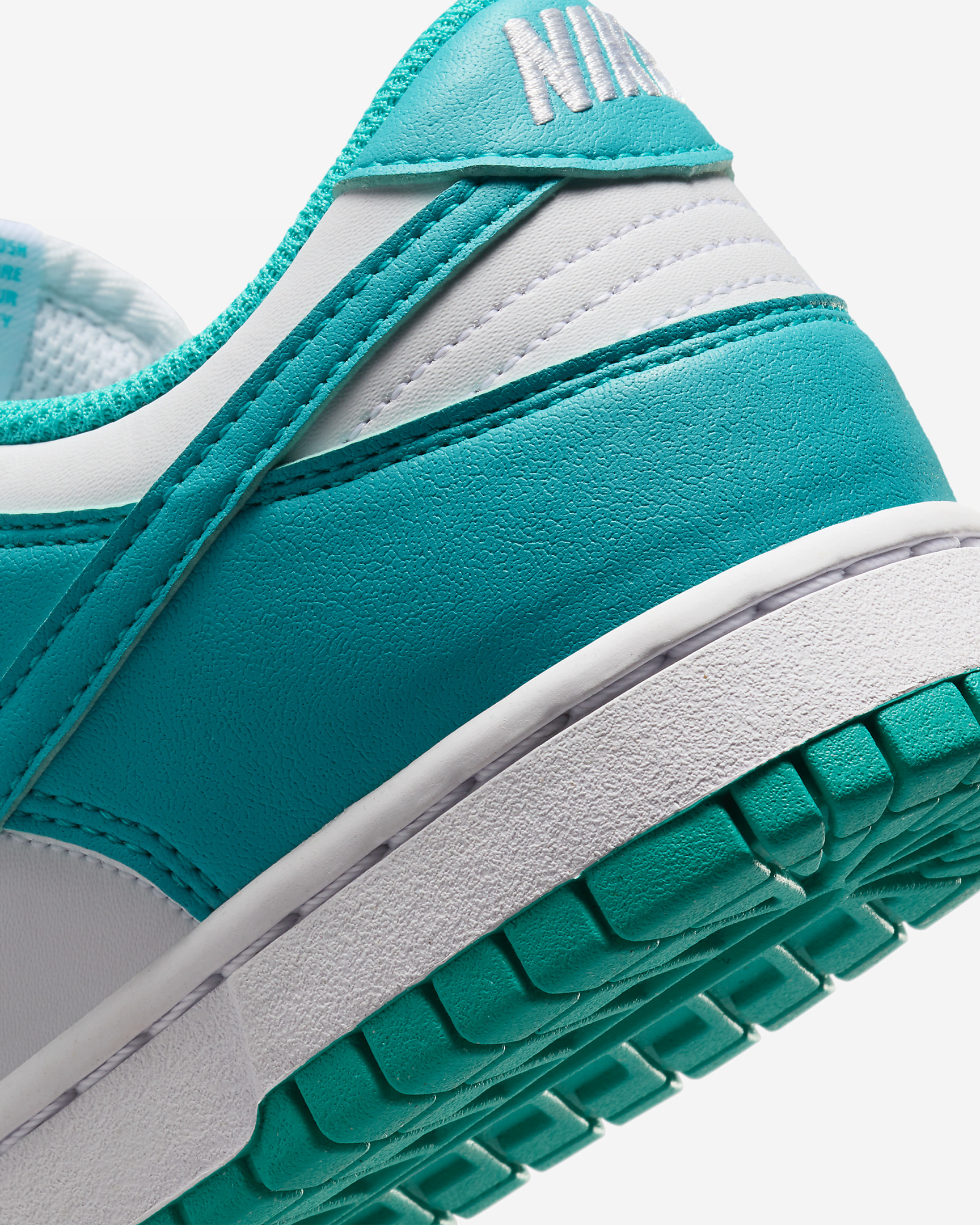 Nike Dunk Low Women's Shoes - 8