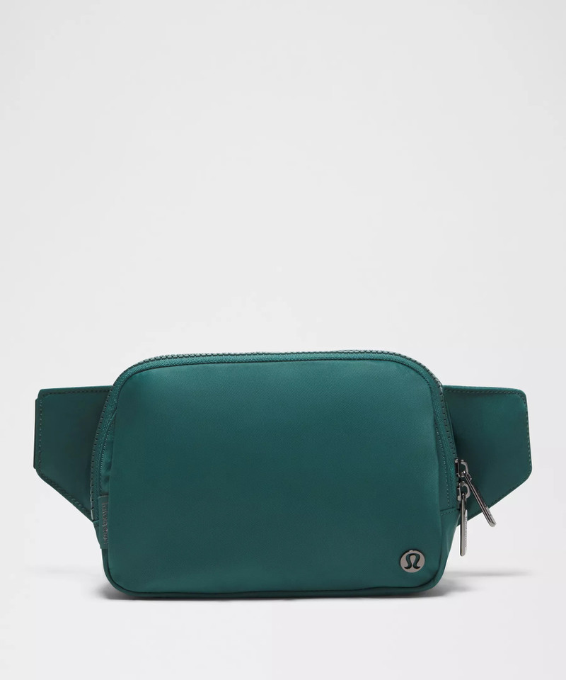 Everywhere Belt Bag Large with Long Strap 2L 1
