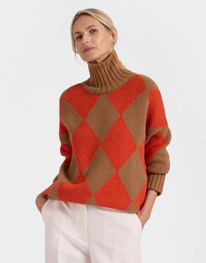 La DoubleJ Argyle Sweater outlook