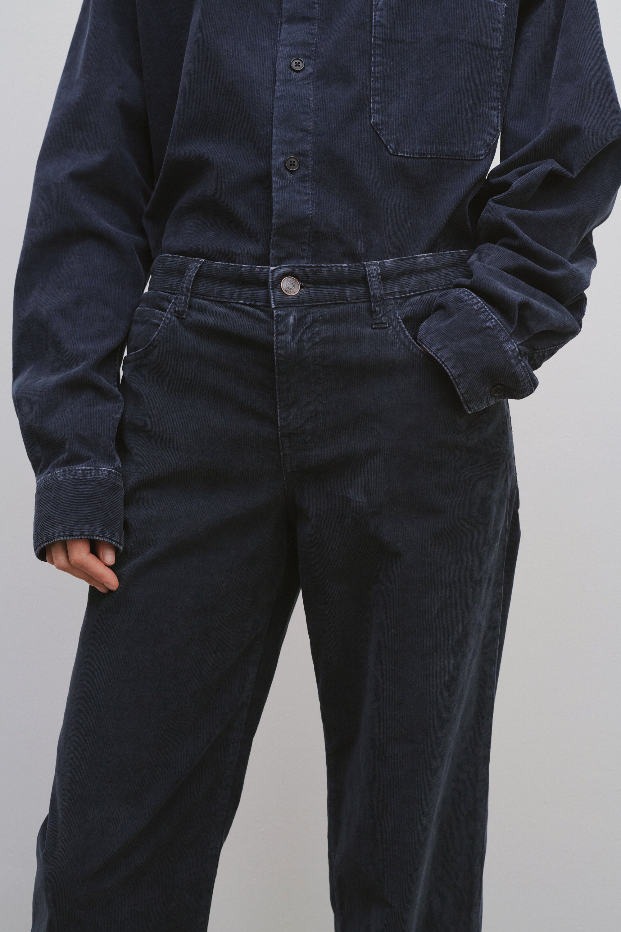 Eglitta Pant in Corduroy - 6